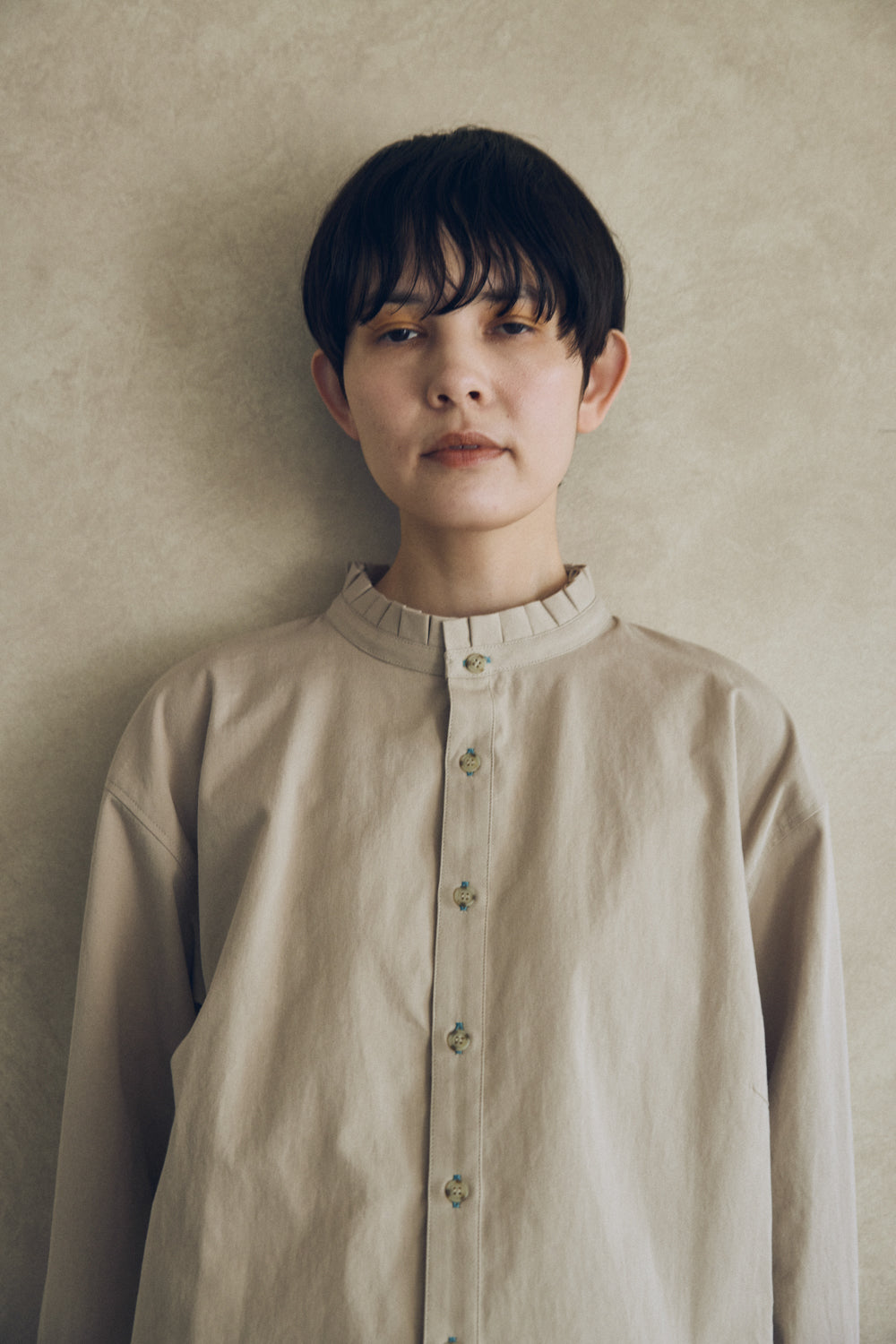 YARRA NEU　ヴィンテージワッシャー衿フリルシャツ　NU-5553-423