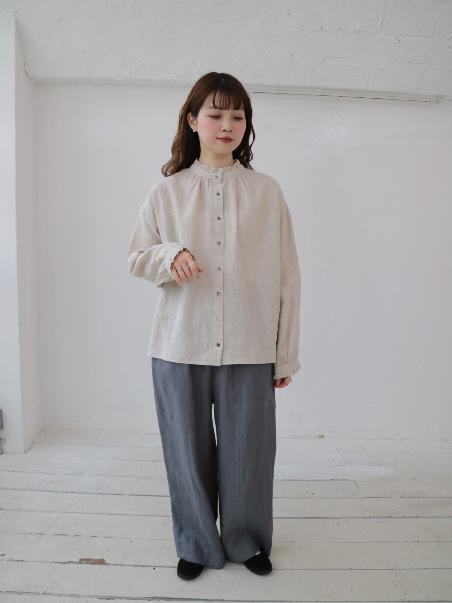 YARRA　リネン100フリルカラー2WAYブラウス　YR-1543-211