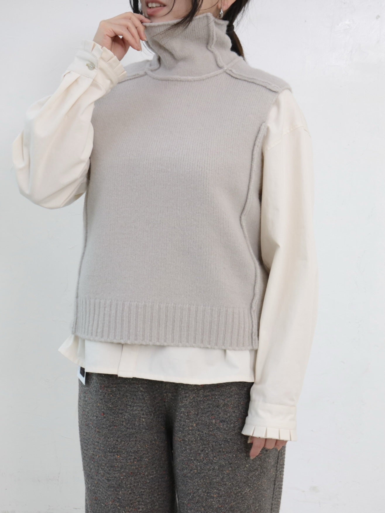 GypsohilaMocoMoco ニットベスト grey yooooco GypsohilaMocoMoco ニットベスト grey yooooco 紡毛前開き ニット