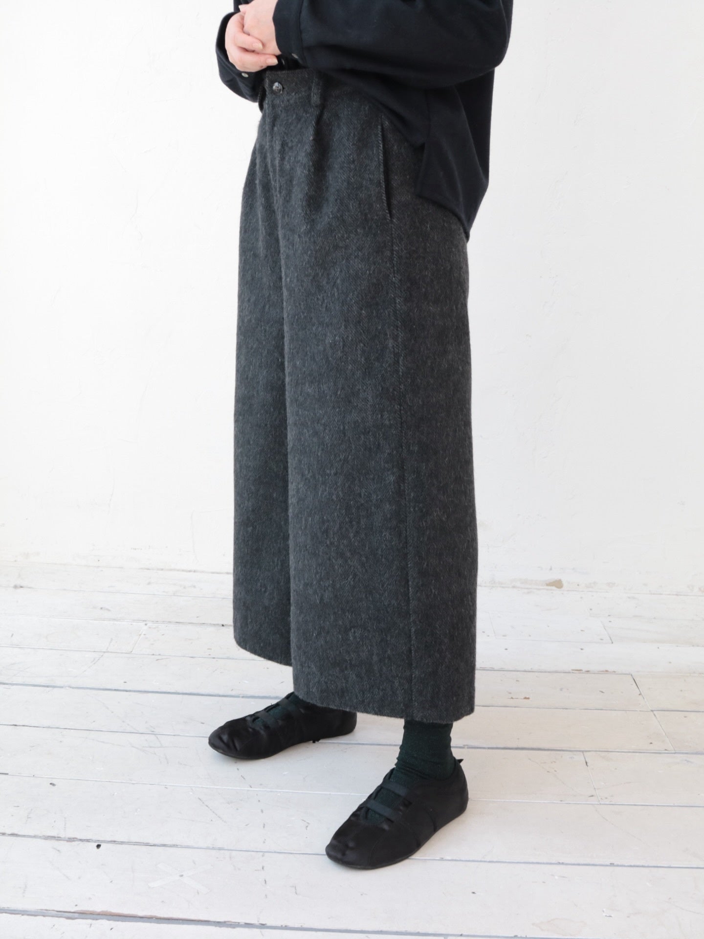 YARRA　エコウール裏付き９分丈パンツ　YR-1555-274