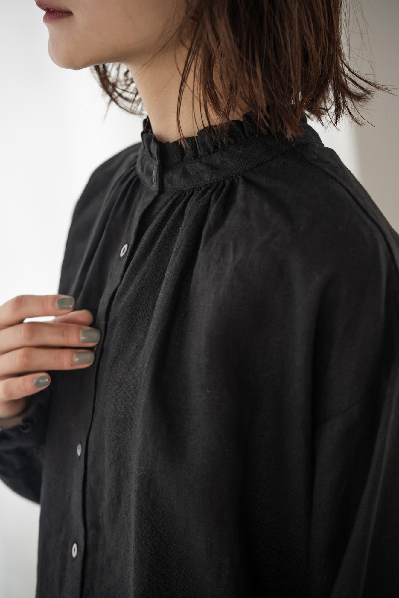 YARRA　リネン100フリルカラー2WAYブラウス　YR-1543-211