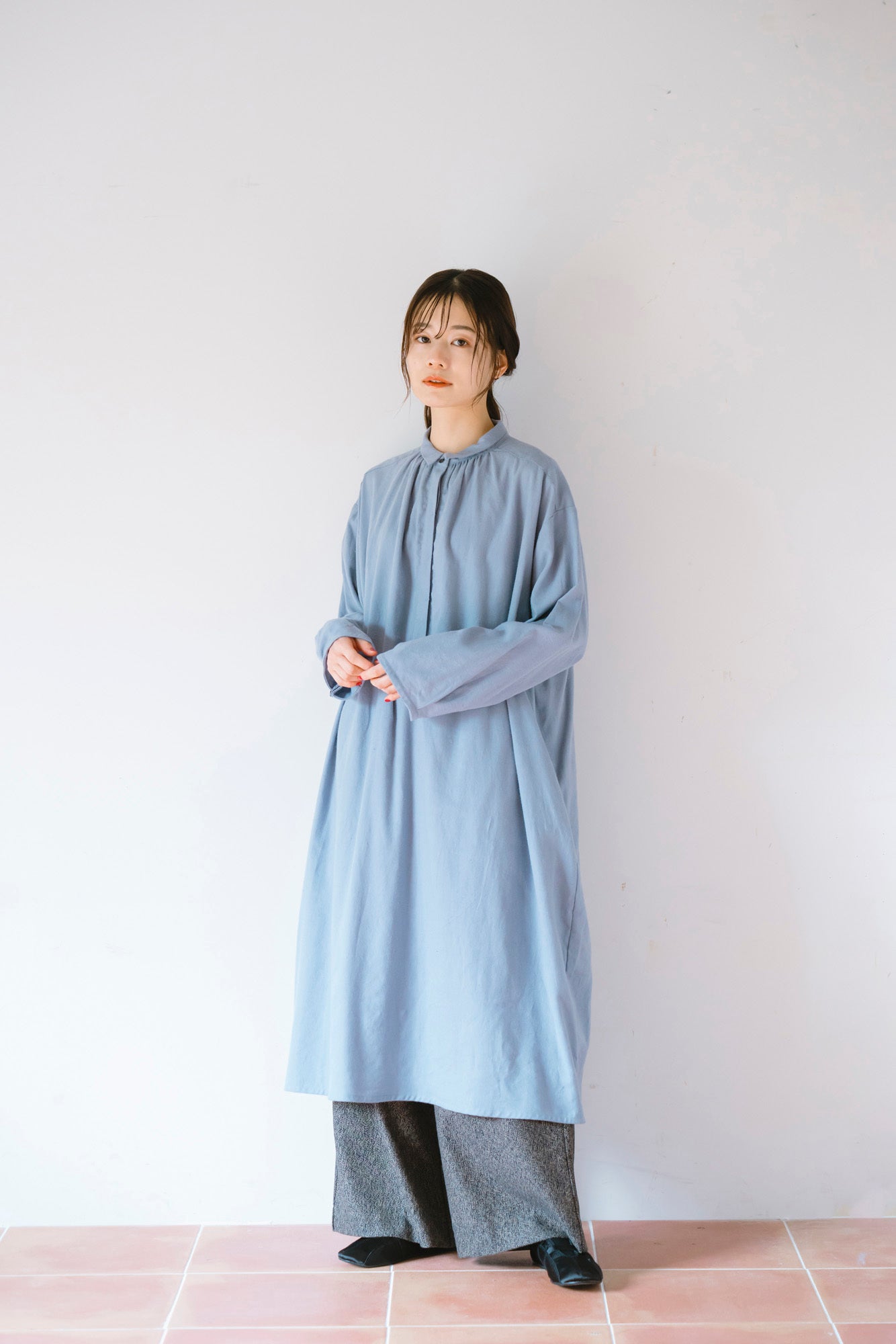 YARRA　オリジナルツイルちび衿ギャザーワンピース　YR-1554-249