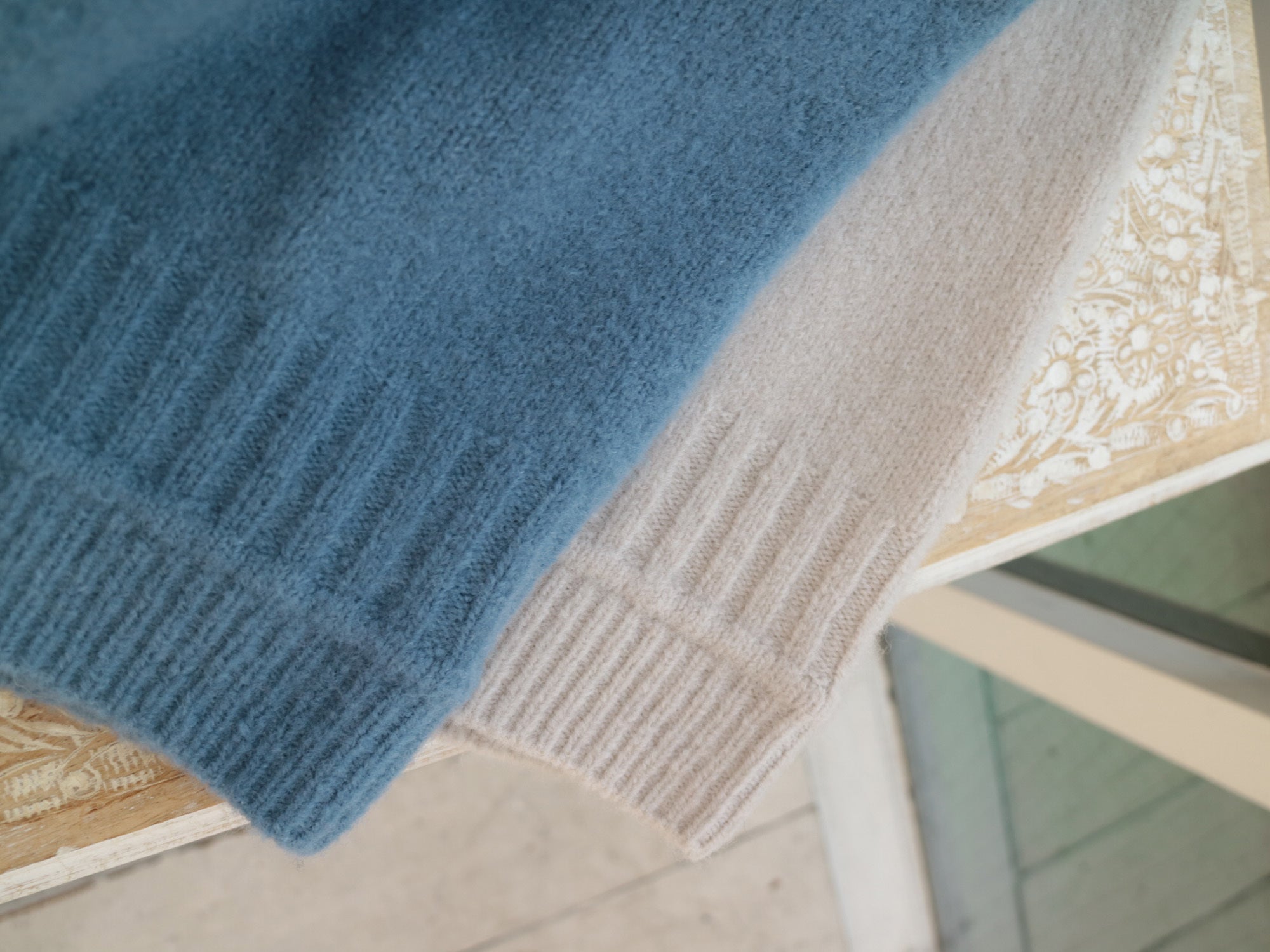 YARRA NEU　ヤク混ニットプルオーバー　NU-5552-418