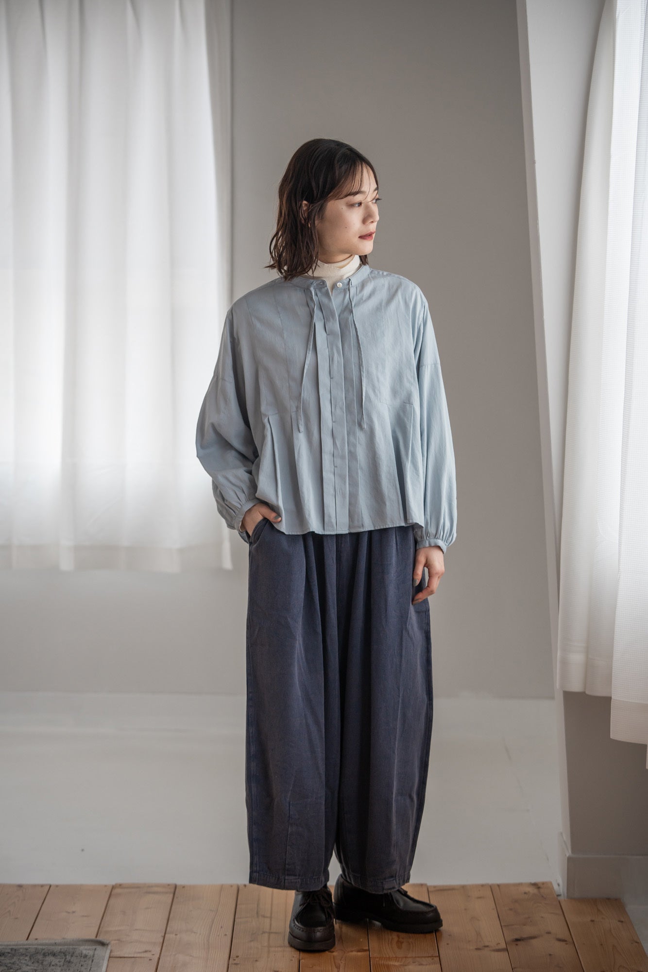 YARRA　INDIAエンザイム裾ダーツパンツ　YR-1545-235