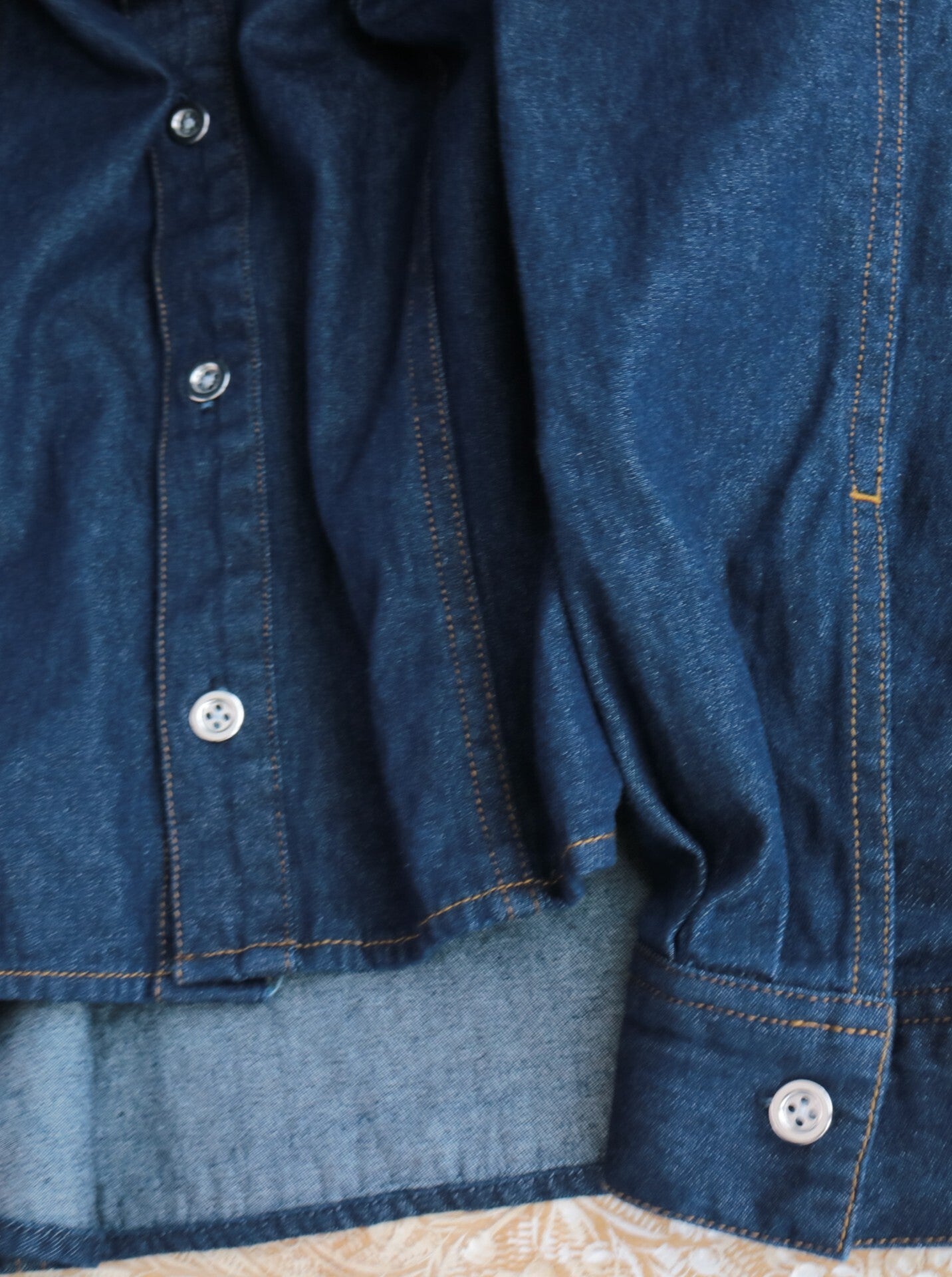 YARRA NEU　胸ポケット加工デニムシャツ　NU-5543-410