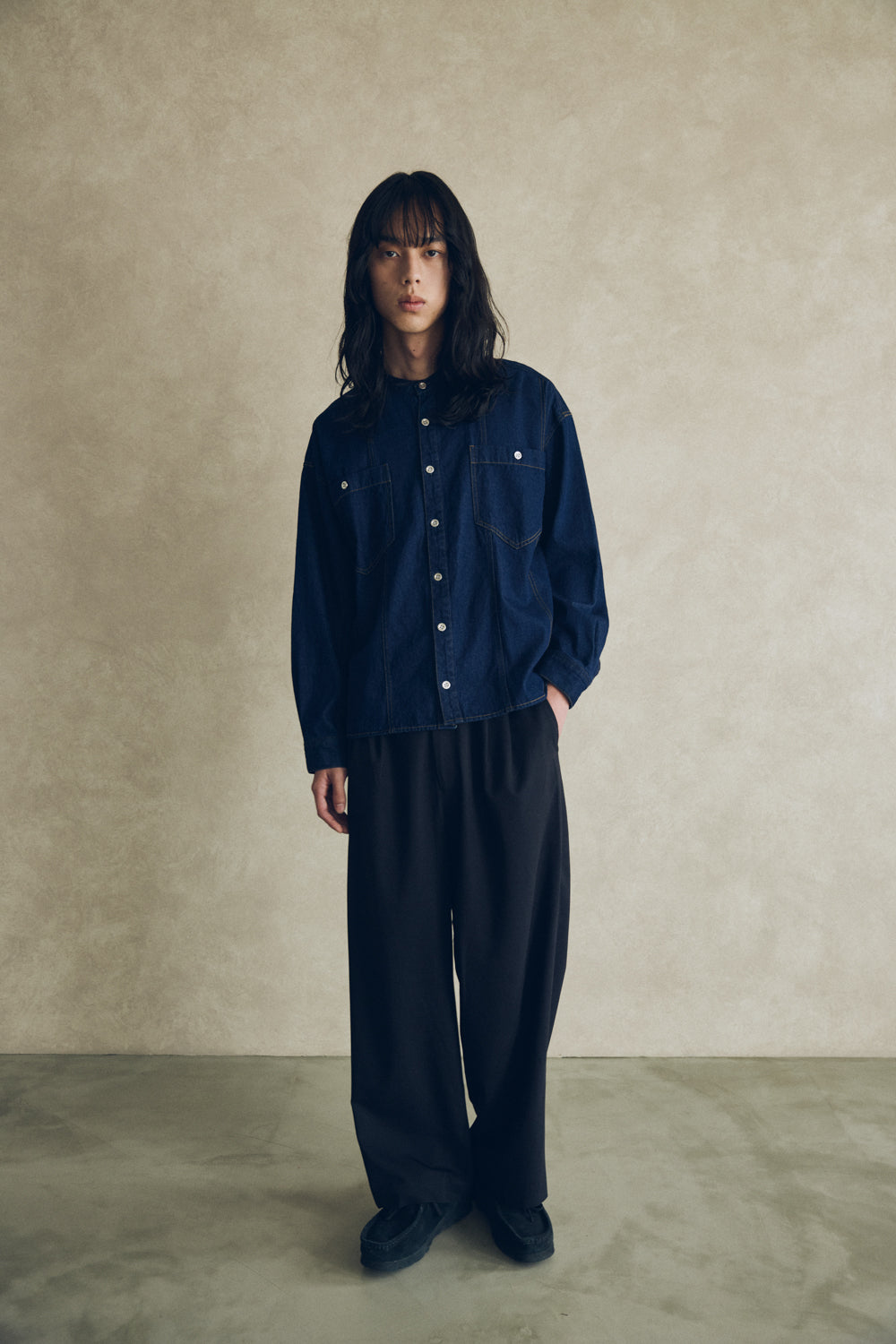 YARRA NEU　胸ポケット加工デニムシャツ　NU-5543-410