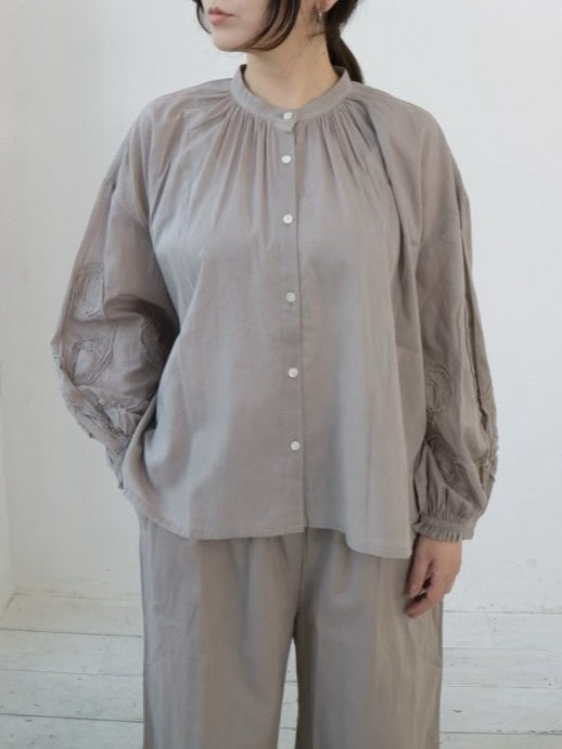 YARRA　INDIAドットテープ刺繍ブラウス　YR-1543-207