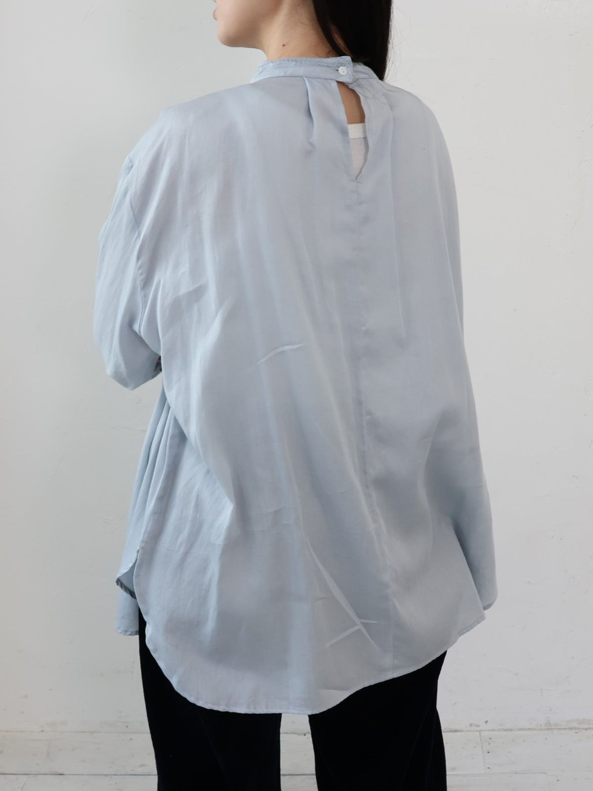 doux bleu　コットンサテン 刺繍ロングシャツ　DB-2653-044