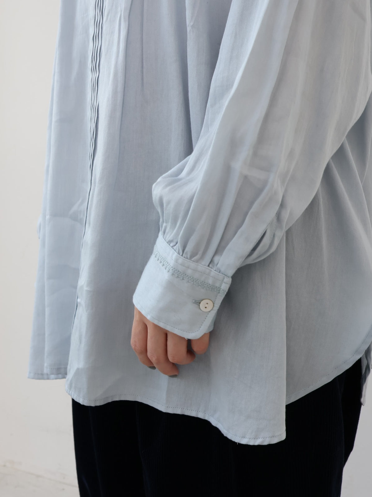 doux bleu　コットンサテン 刺繍ロングシャツ　DB-2653-044