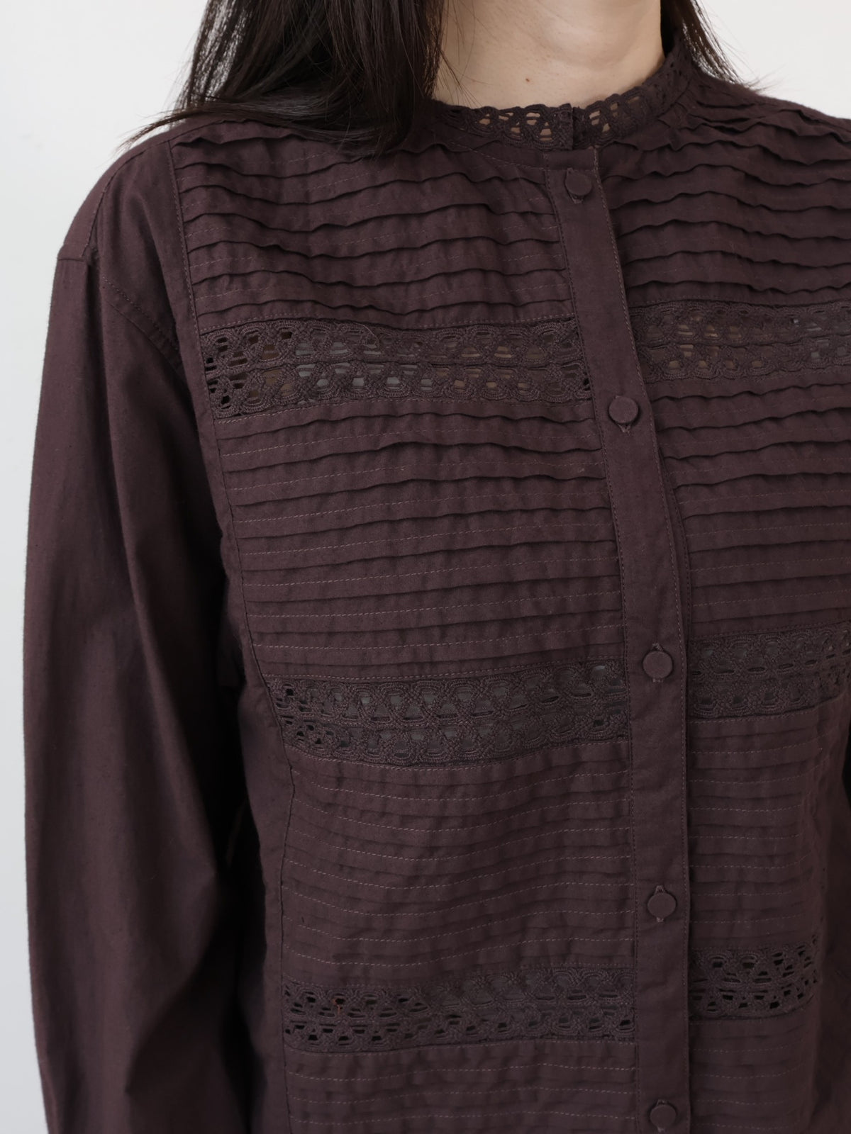 doux bleu　コットンキャンブリック 刺繍レースブラウス　DB-2653-051