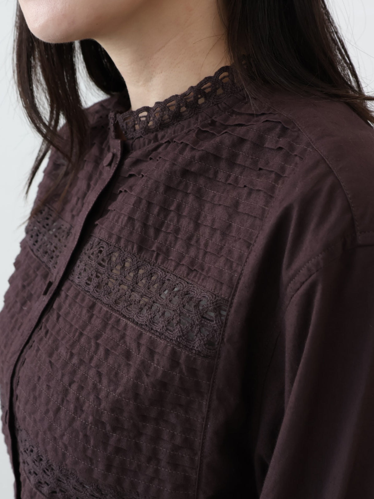 doux bleu　コットンキャンブリック 刺繍レースブラウス　DB-2653-051