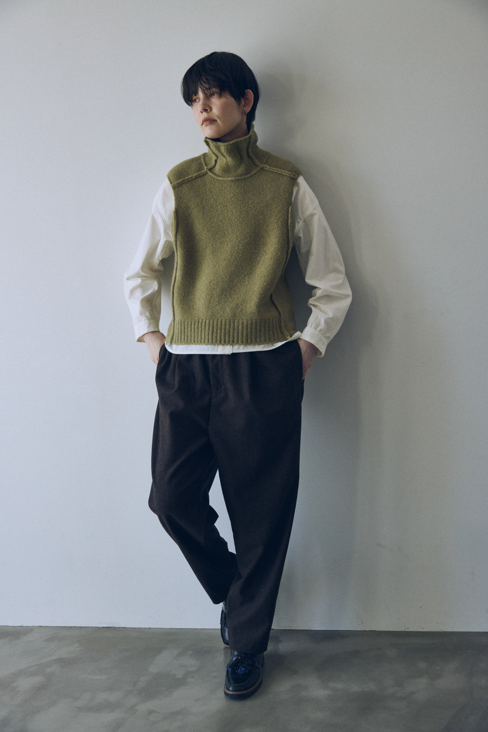 YARRA NEU　ヤク混ハイネックニットベスト　NU-5552-419