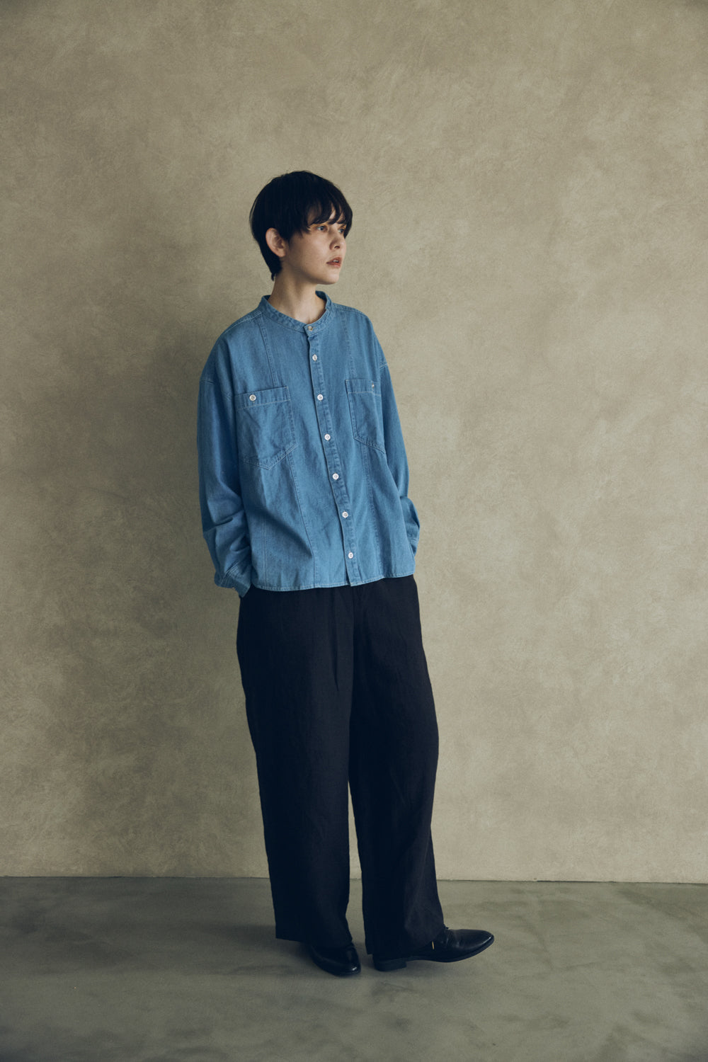 YARRA NEU　胸ポケット加工デニムシャツ　NU-5543-410