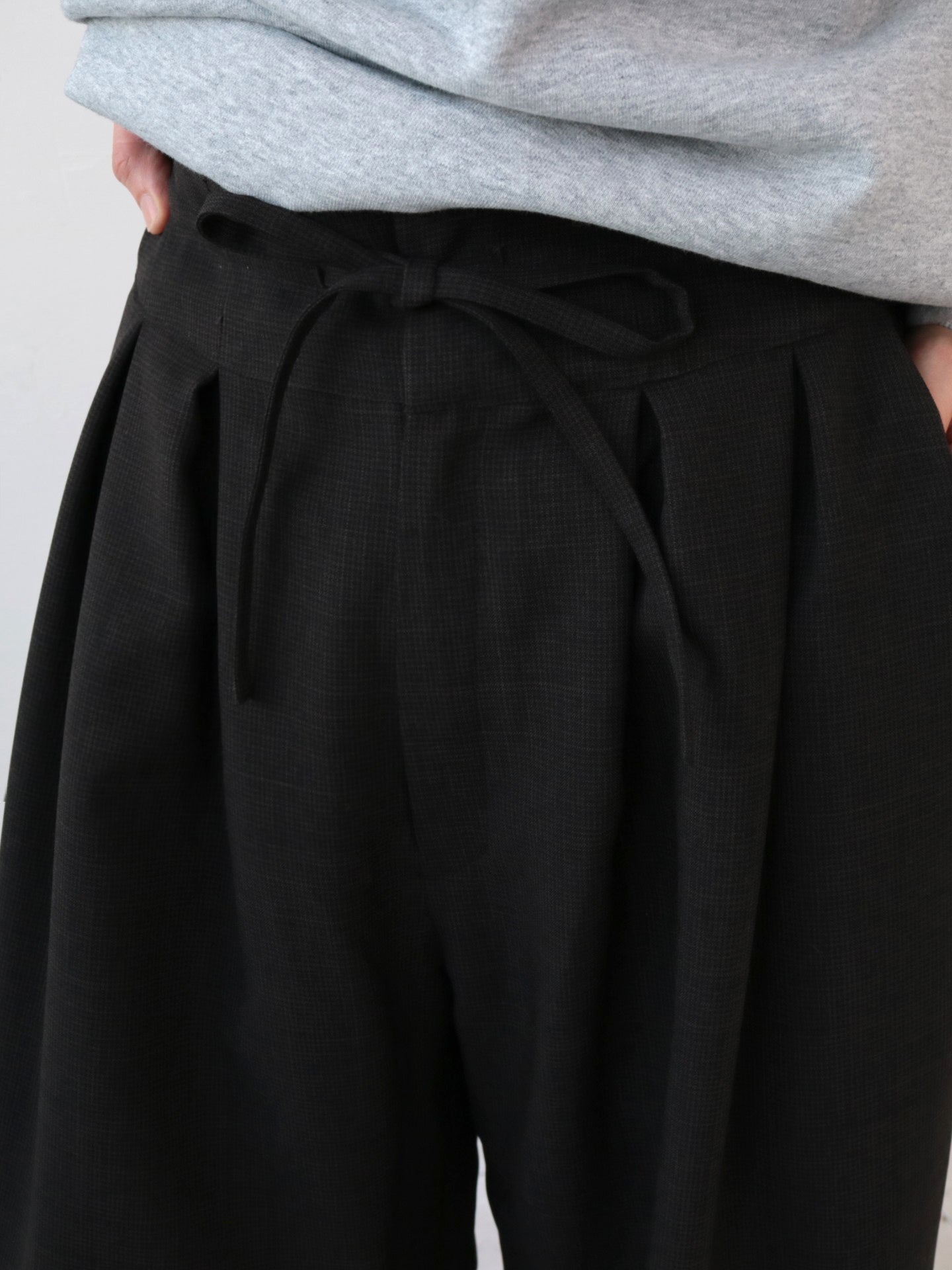doux bleu　ウーリーノ タックパンツ　DB-2555-053