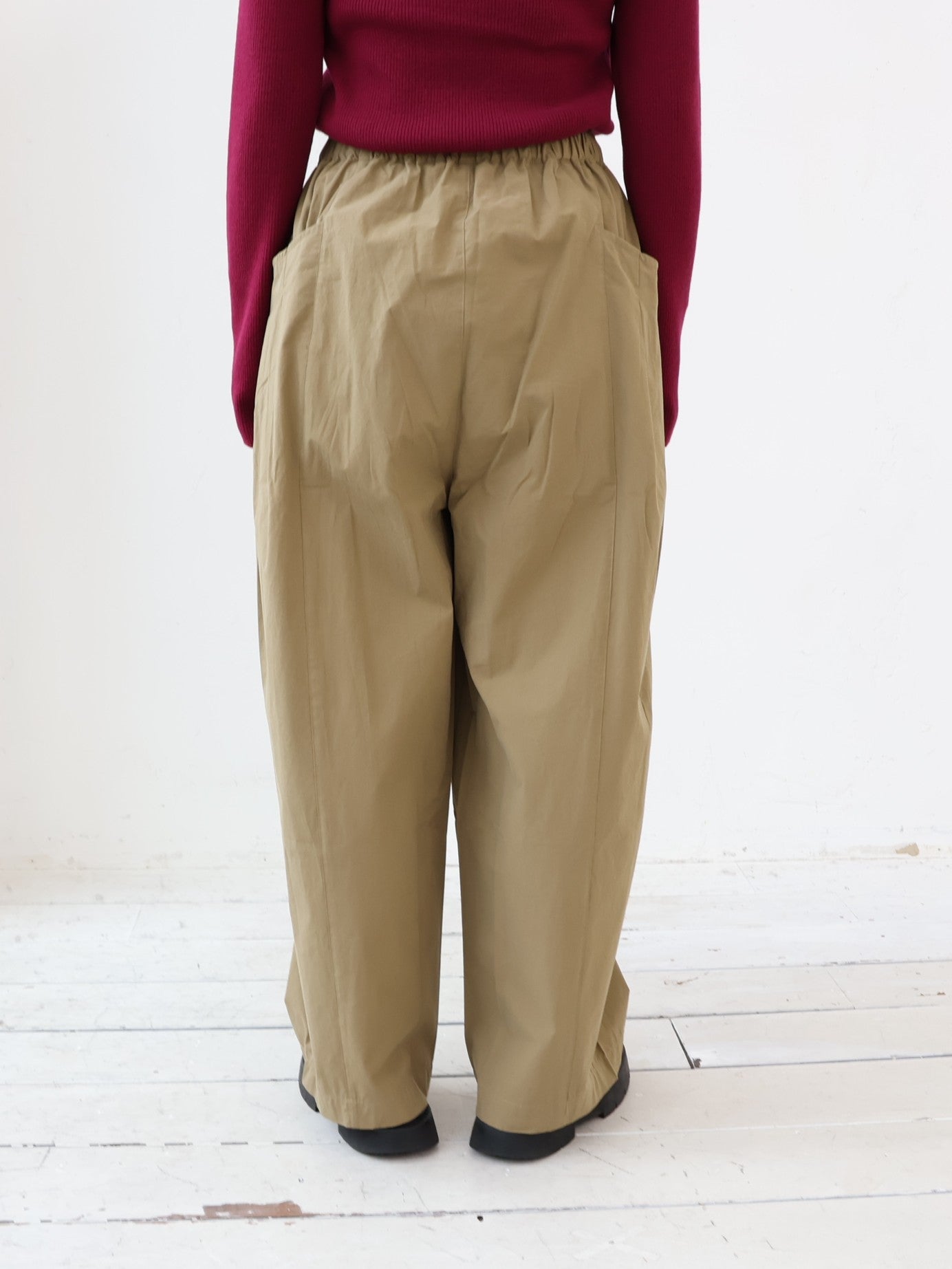 YARRA　コンパクトツイルタックパンツ　YR-1645-205
