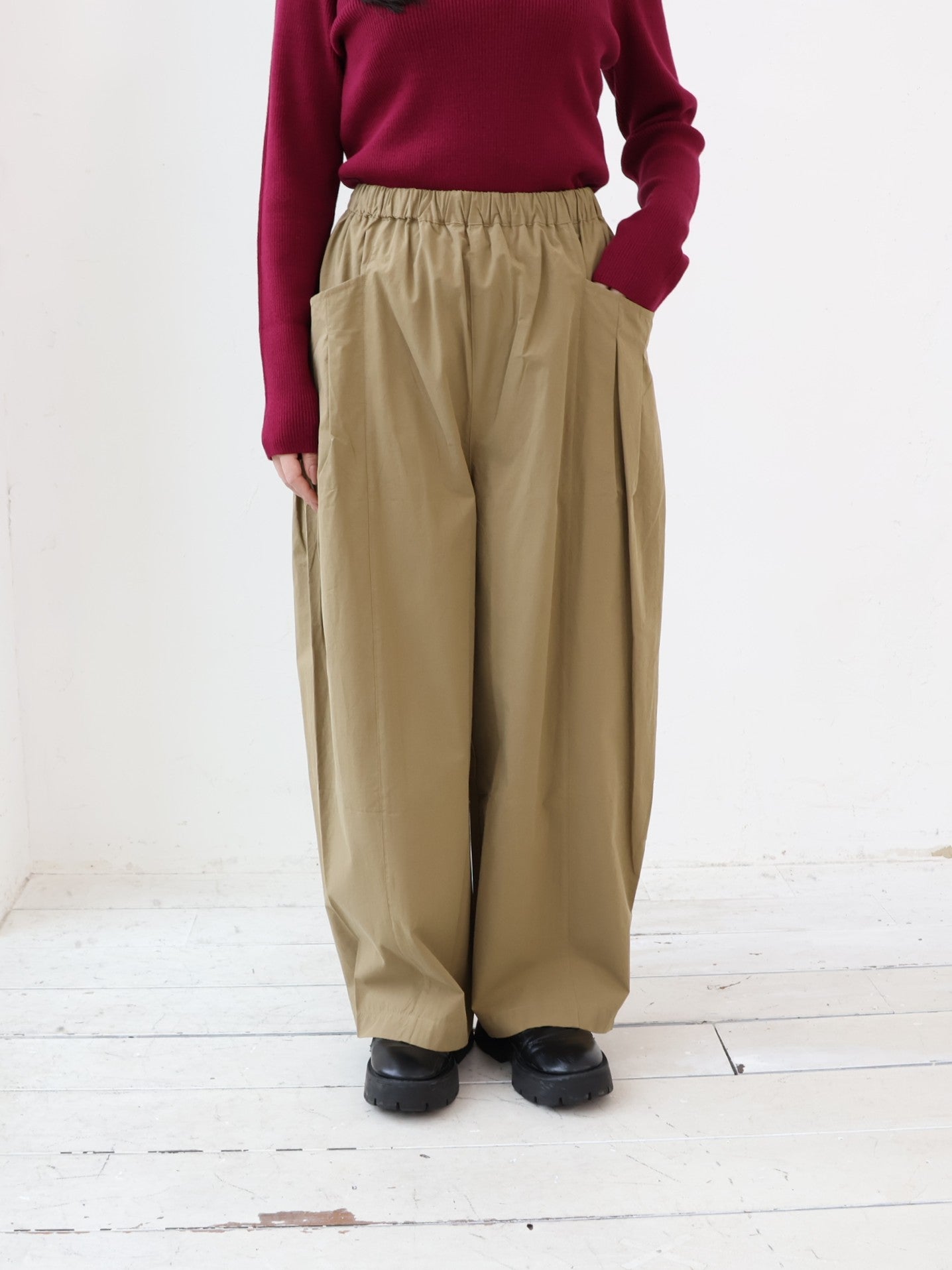 YARRA　コンパクトツイルタックパンツ　YR-1645-205
