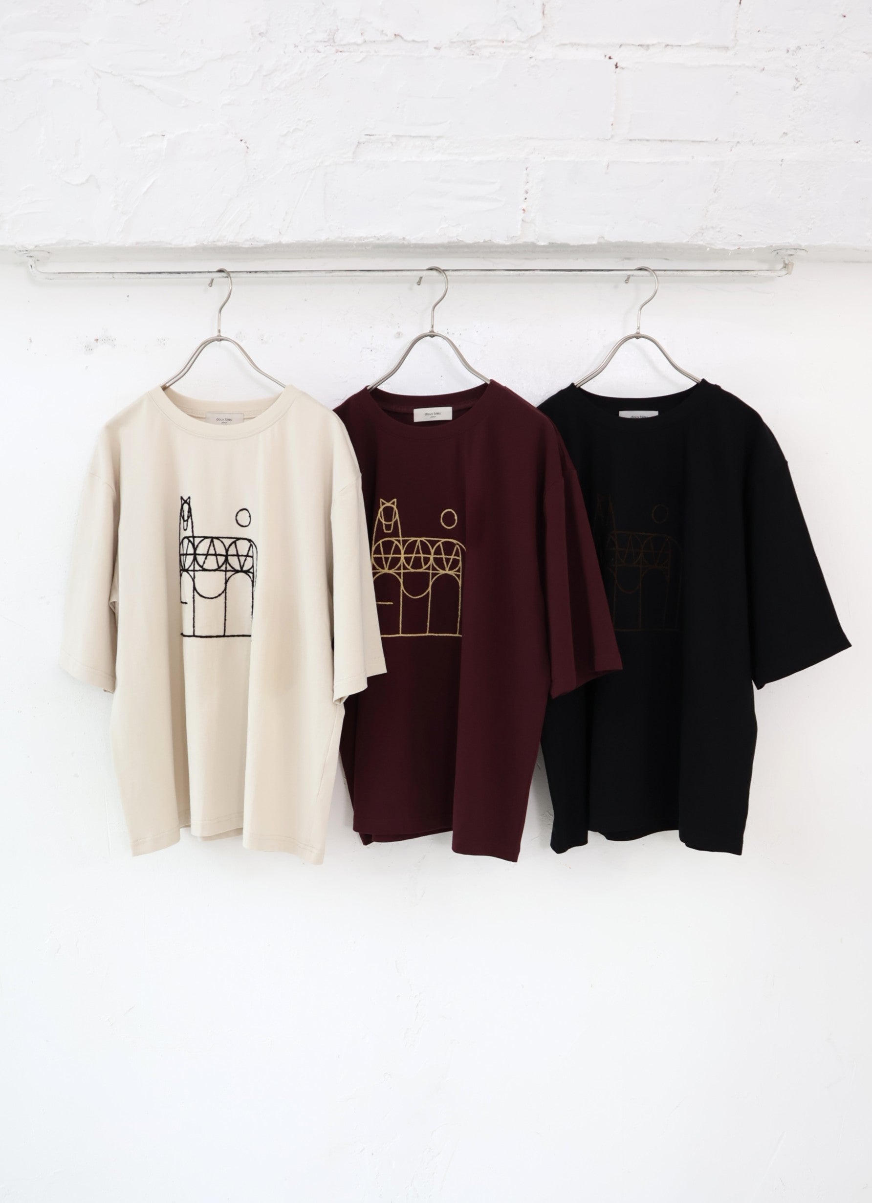 doux bleu　horse刺繍Tシャツ　DB-2641-001