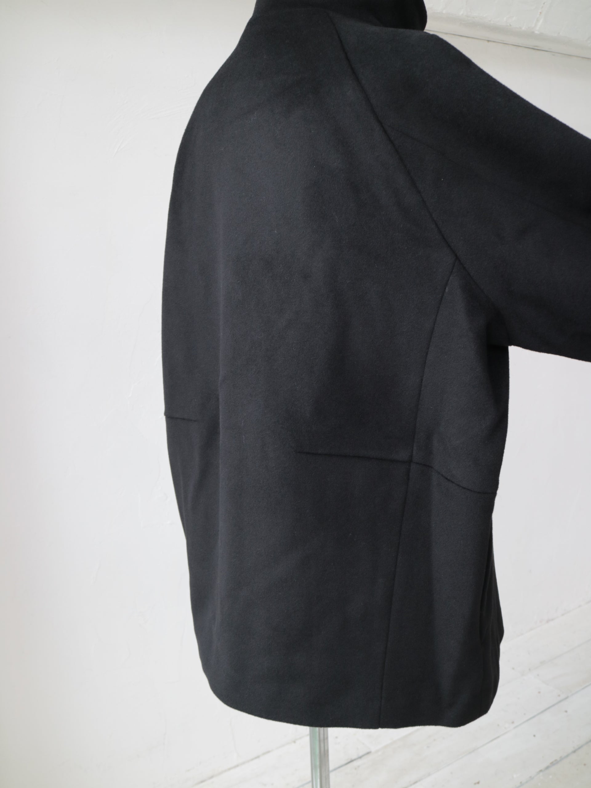 YARRA NEU　カシミヤ混ウールスタンドジャケット　NU-5557-428