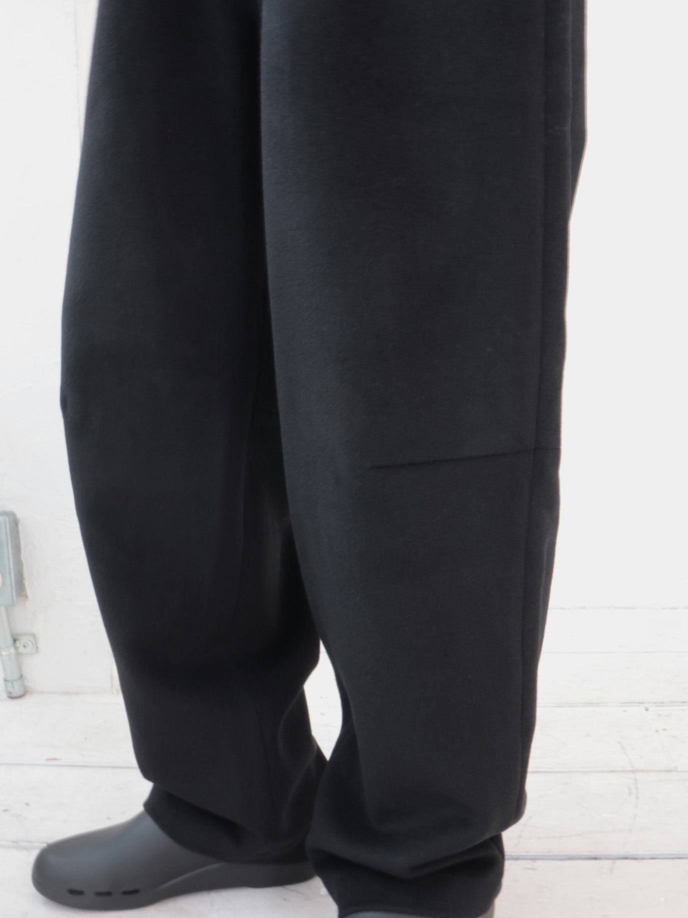 YARRA NEU　カシミヤ混ウール裏付きパンツ　NU-5555-429