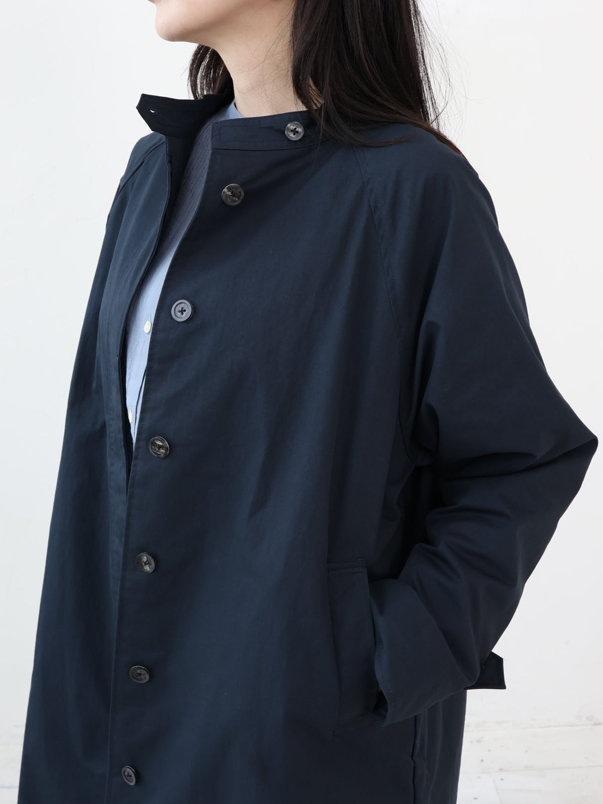 doux bleu　C/Nナイロン スタンドカラーコート　DB-2647-032
