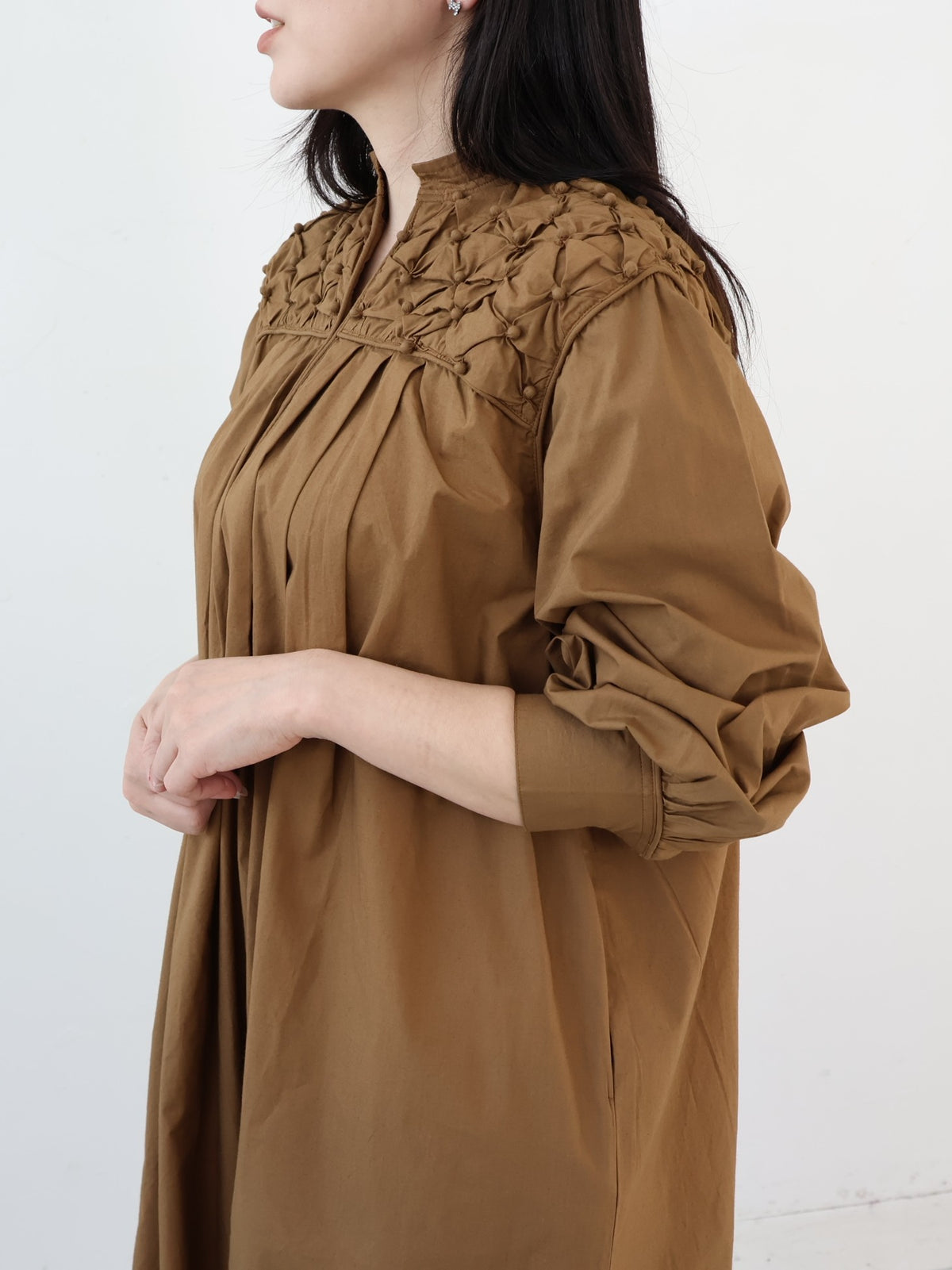 doux bleu　ドットスモッキング カフタンワンピース　DB-2644-030