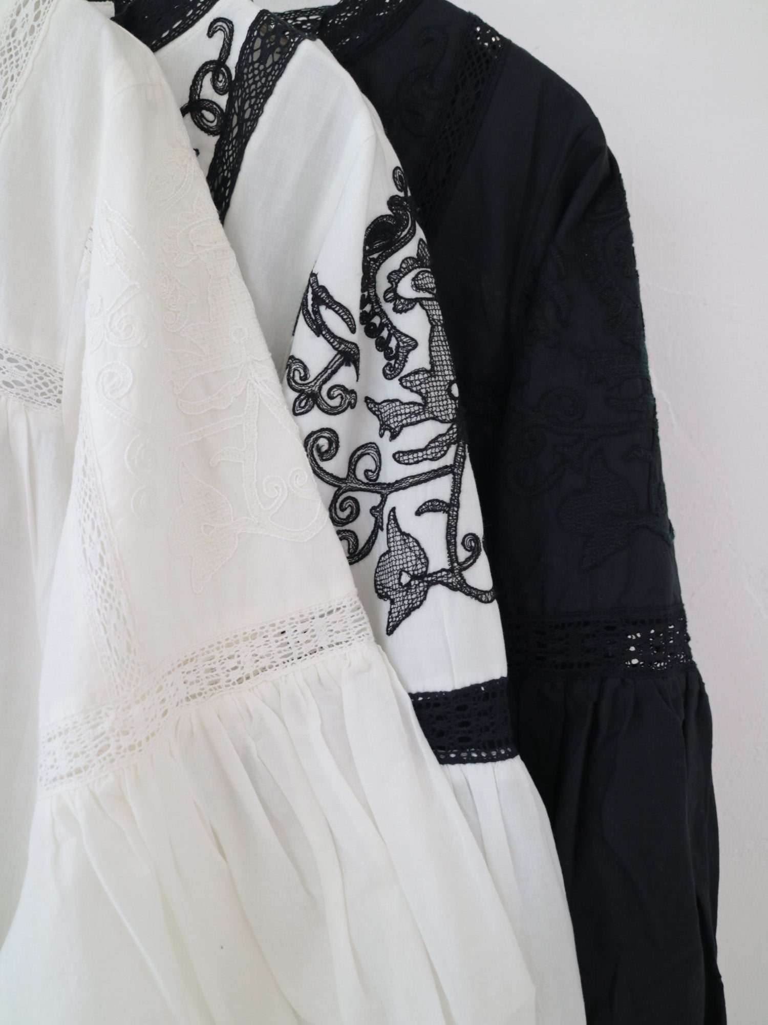 YARRA　INDIAハイカウント刺繍ワンピース　YR-1614-241