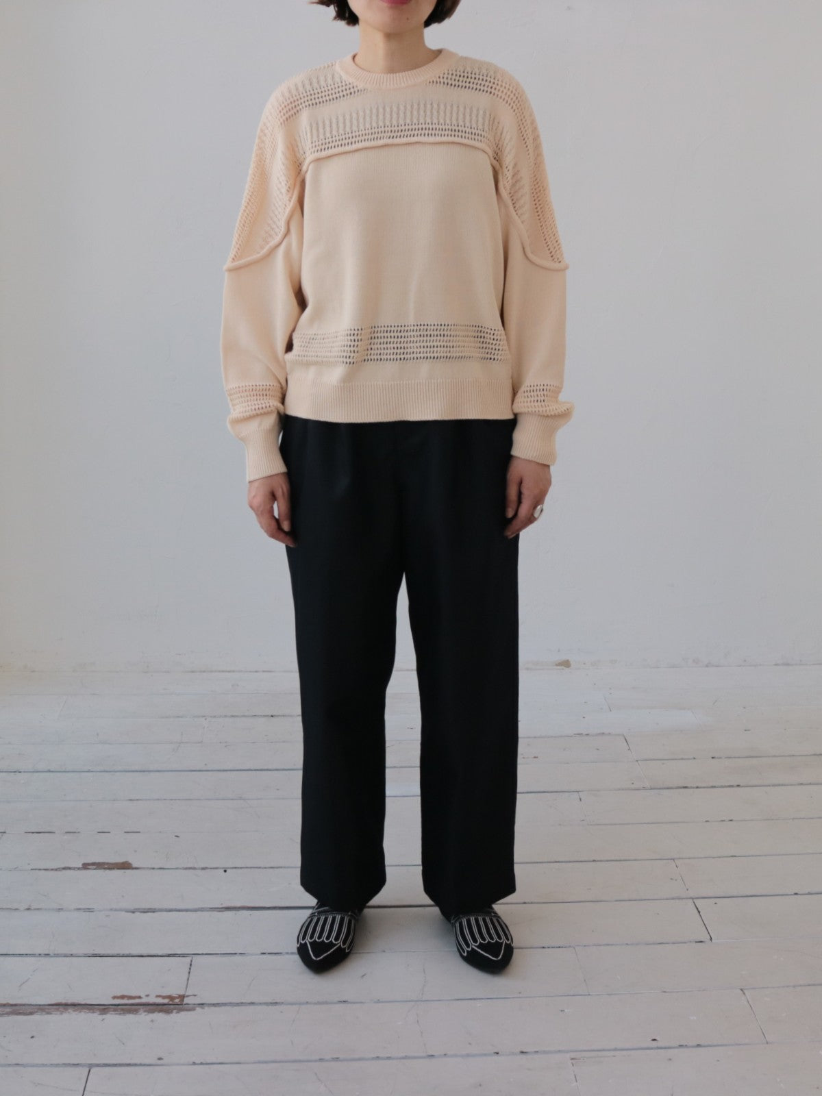 YARRA NEU　透かし編みヨークニットプルオーバー　NU-5612-407