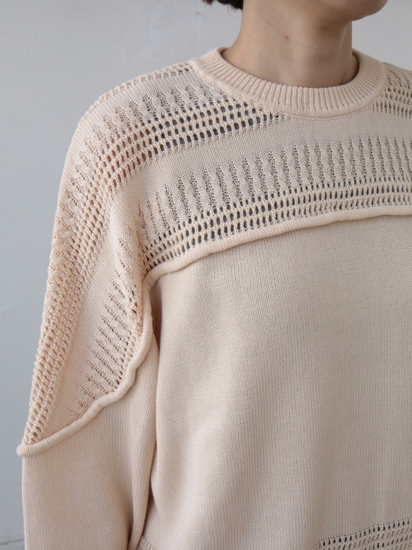 YARRA NEU　透かし編みヨークニットプルオーバー　NU-5612-407