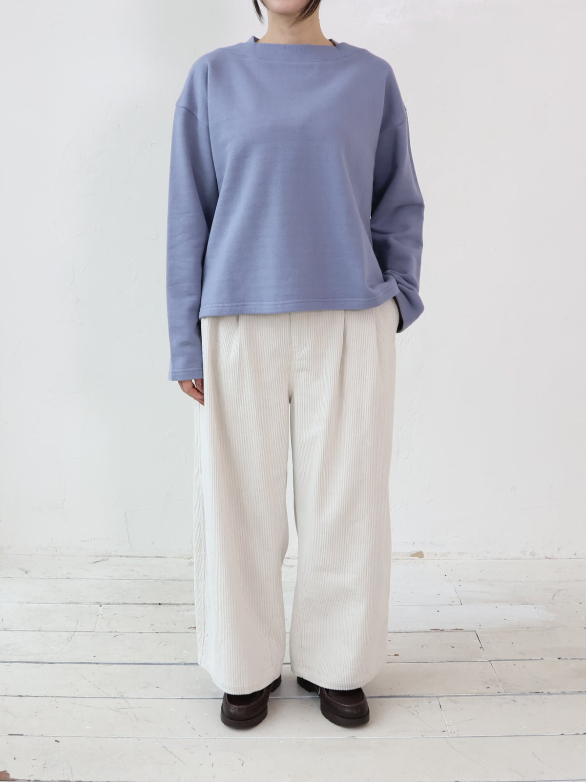 YARRA　オーバーラップネックプルオーバー　YR-1651-257