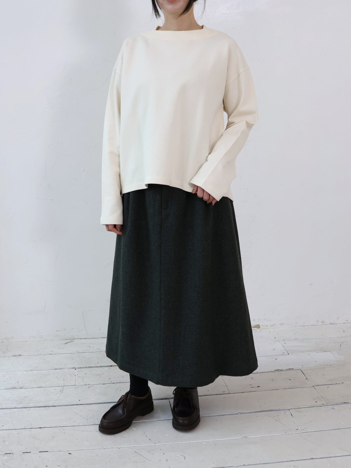 YARRA　オーバーラップネックプルオーバー　YR-1651-257