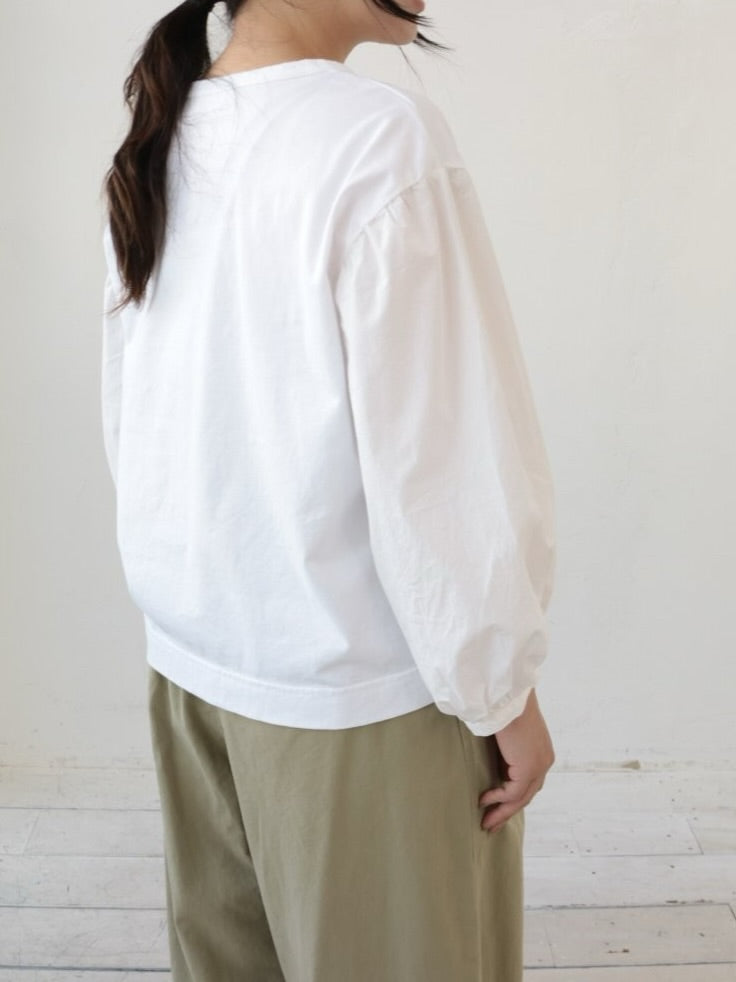 YARRA　布帛コンビ袖ボリュームプルオーバー　YR-1611-237