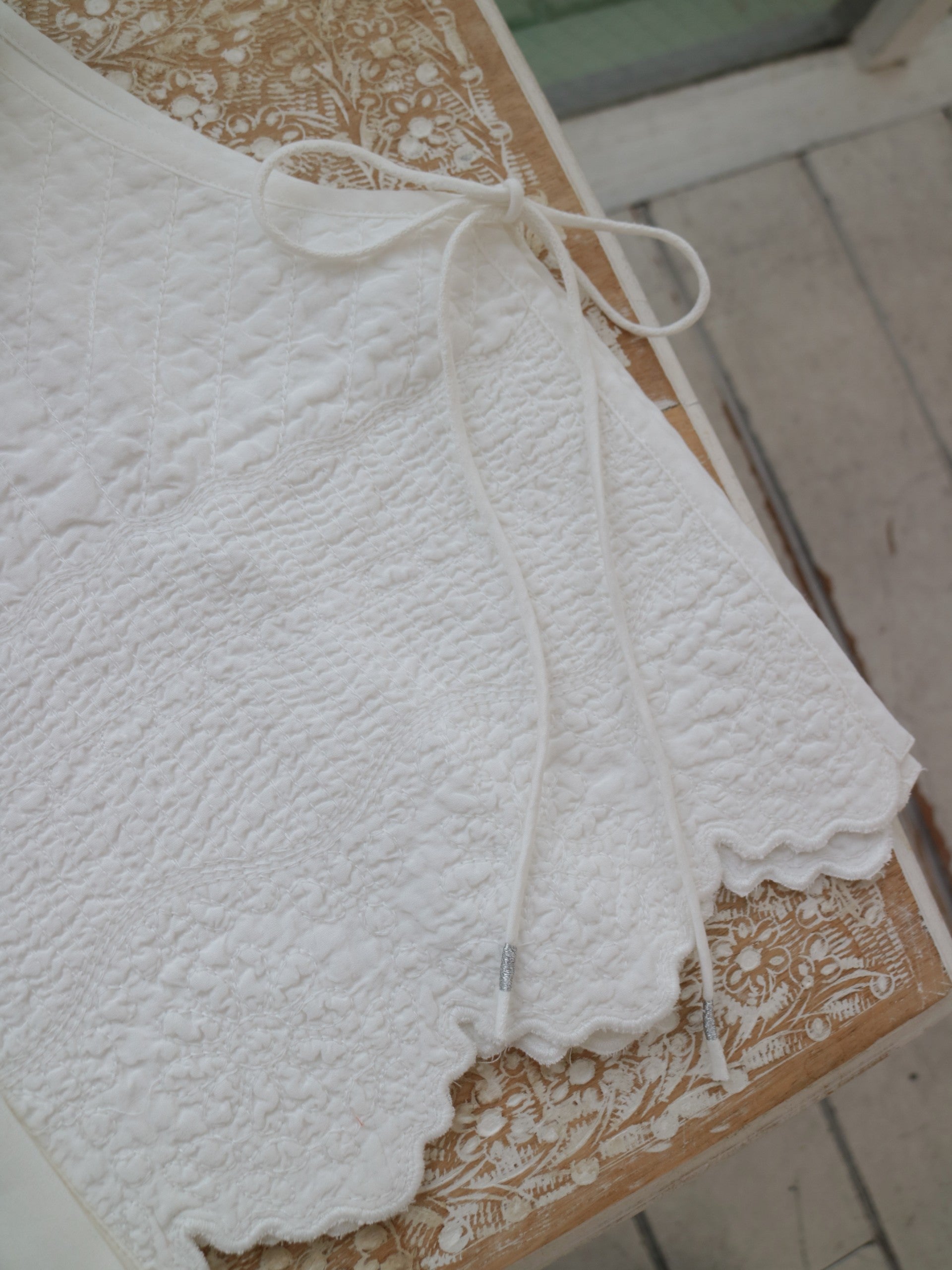 doux bleu　Boutis Stitch ショートベスト　DB-2618-033