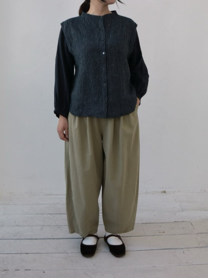 YARRA　ボリュームテーパードパンツ　YR-1615-242