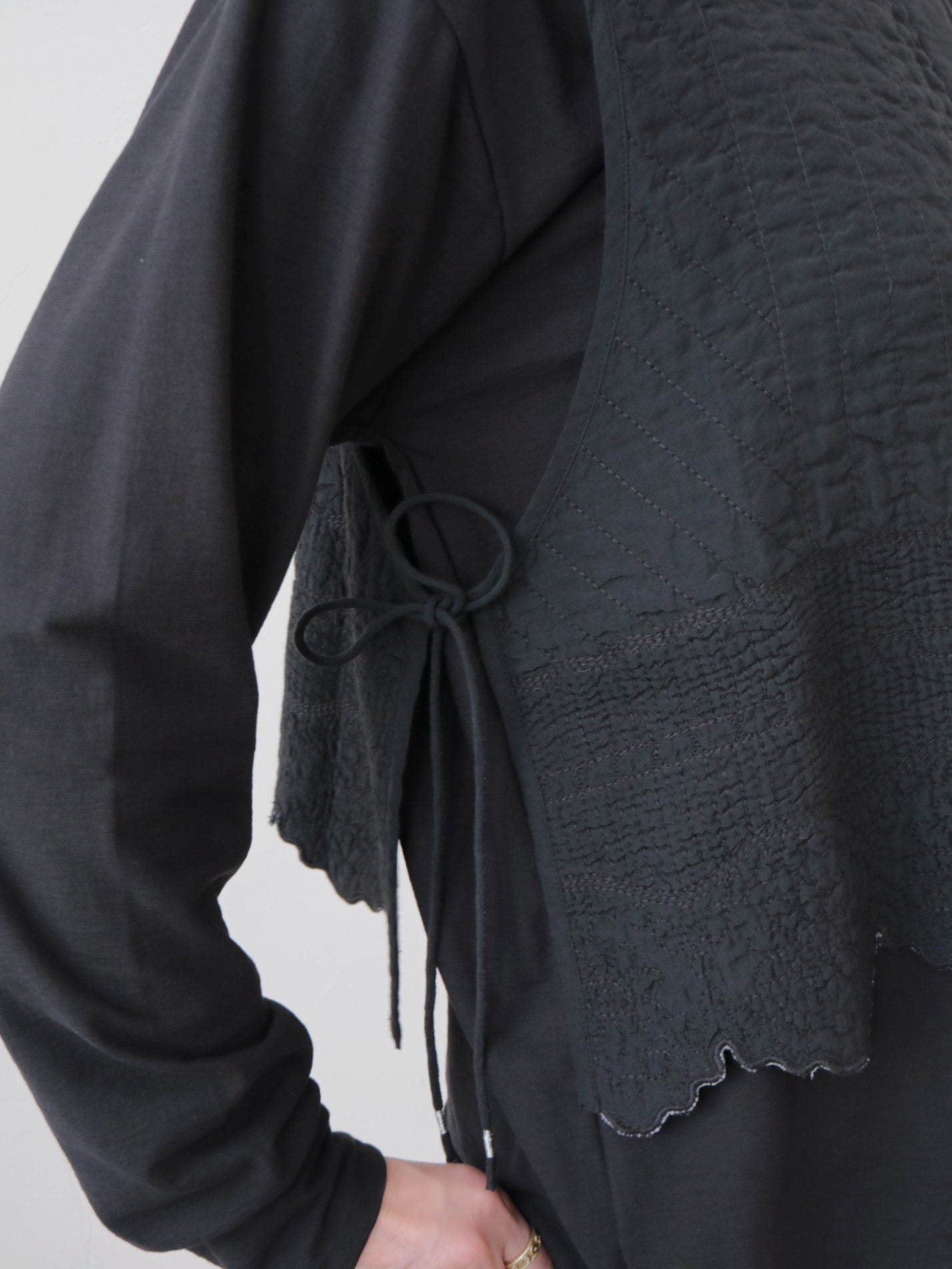 doux bleu　Boutis Stitch ショートベスト　DB-2618-033