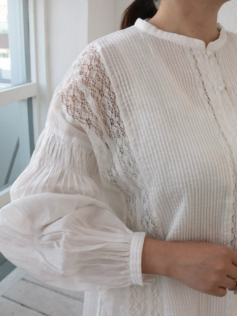 YARRA　INDIAピンタックレースブラウス　YR-1613-223