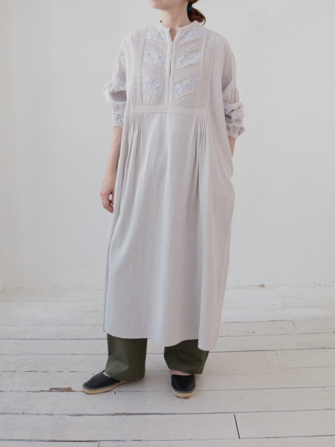 doux bleu　C/L クロスステッチ刺繍 ヨークワンピース　DB-2614-016