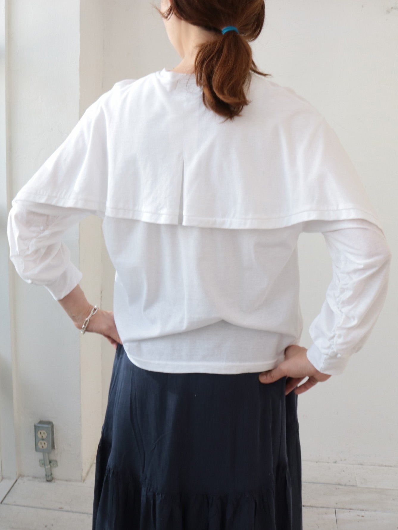 doux bleu　バックケープ プルオーバー　DB-2611-040