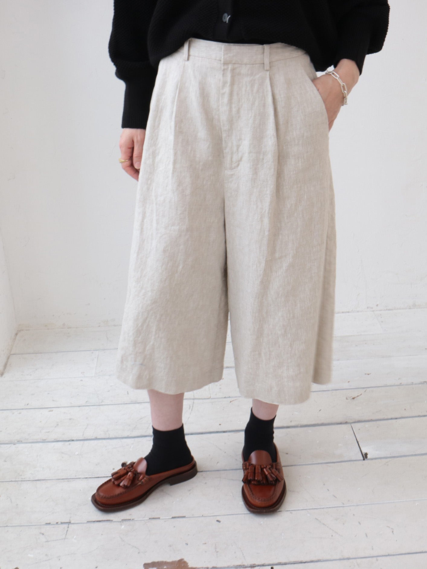 【ゆきふいるむ/yukiさん着用アイテム】doux bleu　クラシックリネン タックハーフパンツ　DB-2615-006