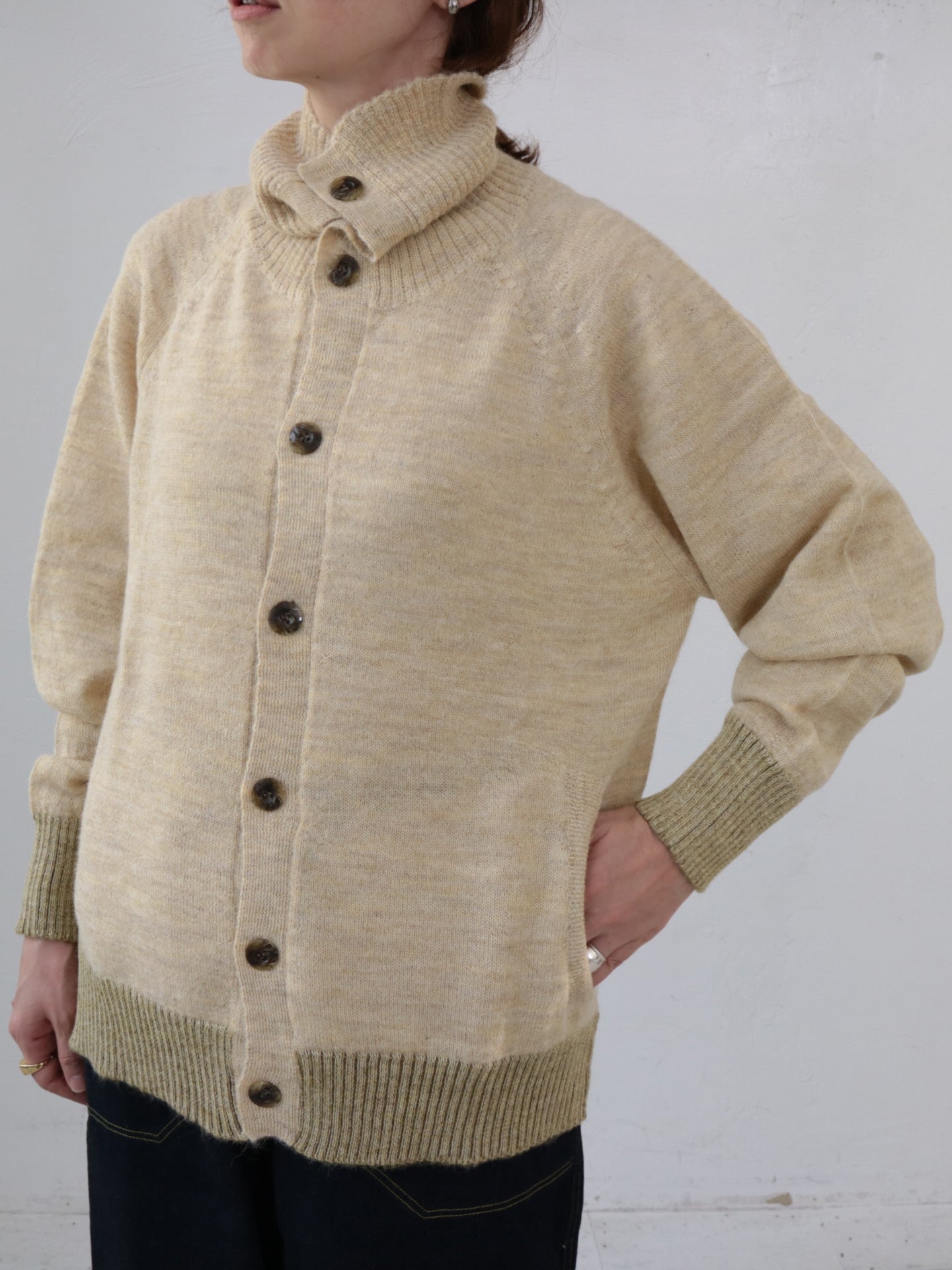 YARRA NEU　ペルーアルパカニットタートルカーディガン　NU-5542-407