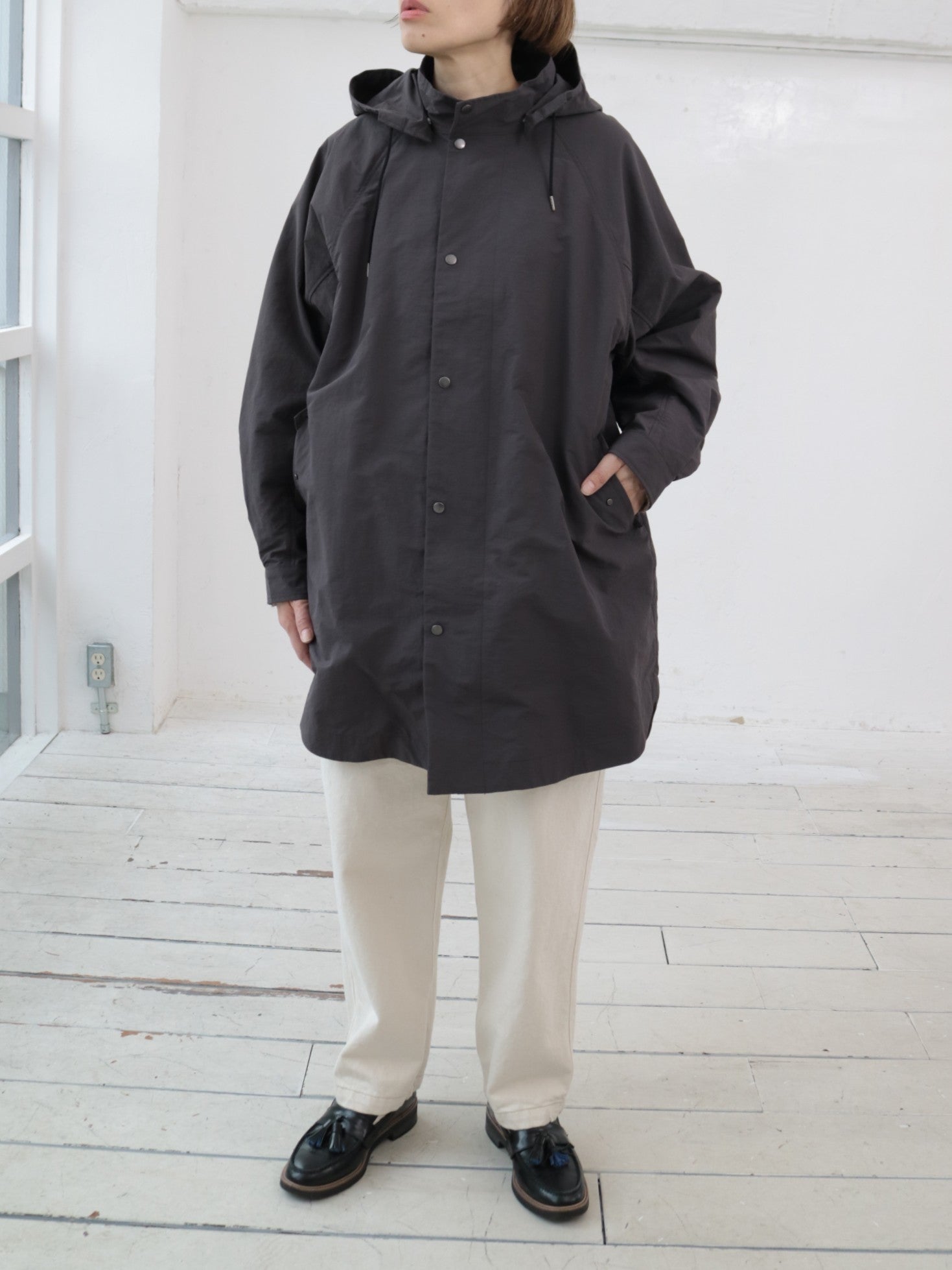 YARRA NEU　フード付きナイロンポンチョ風コート　NU-5547-414