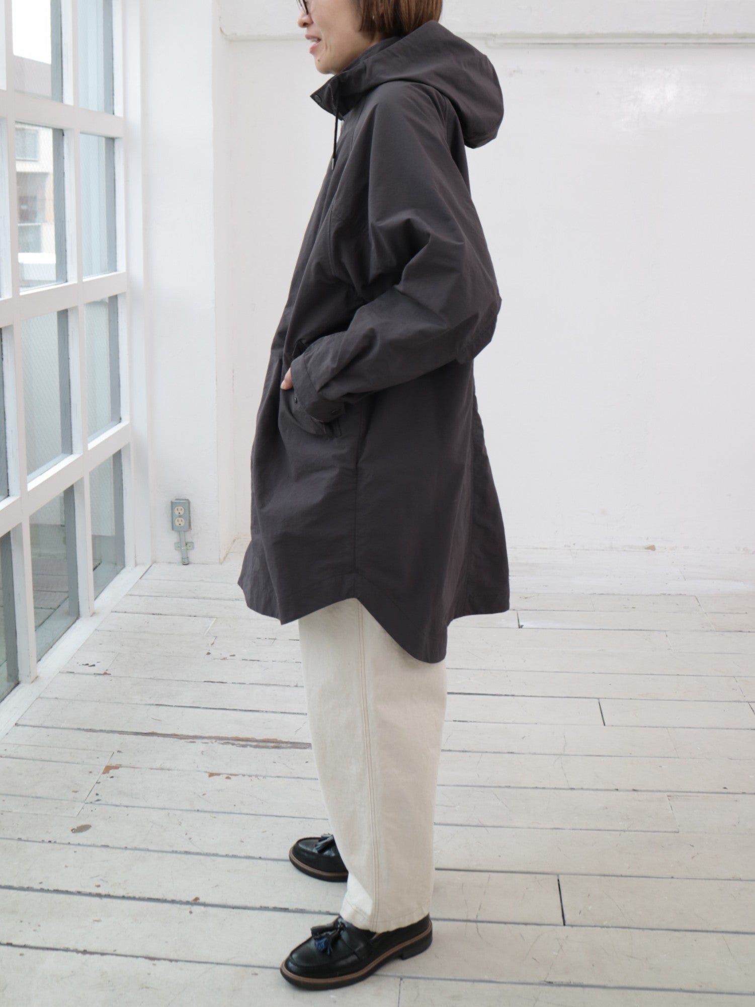 YARRA NEU　フード付きナイロンポンチョ風コート　NU-5547-414