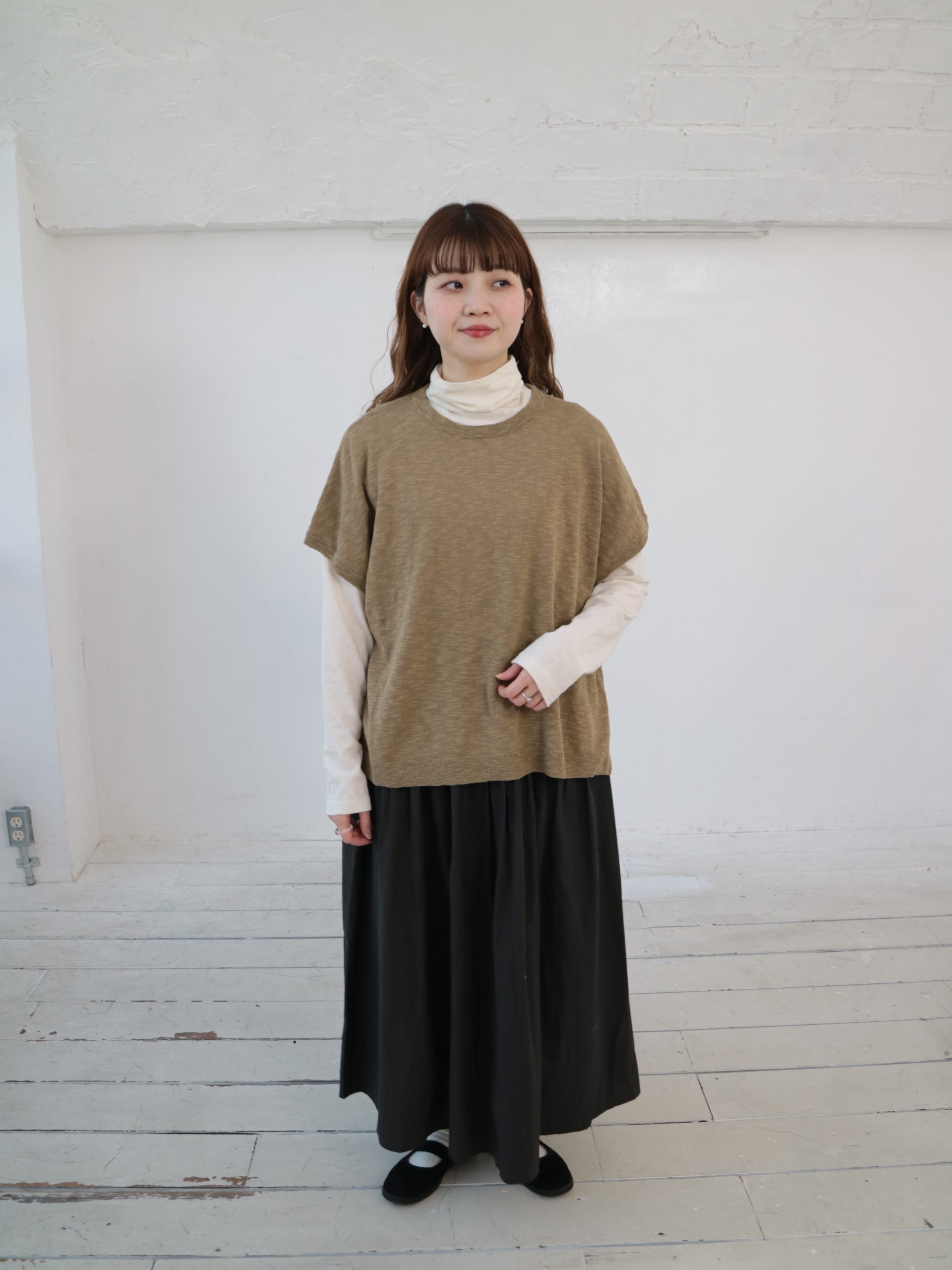 YARRA　リネンコットンスリットニットベスト　YR-1548-204