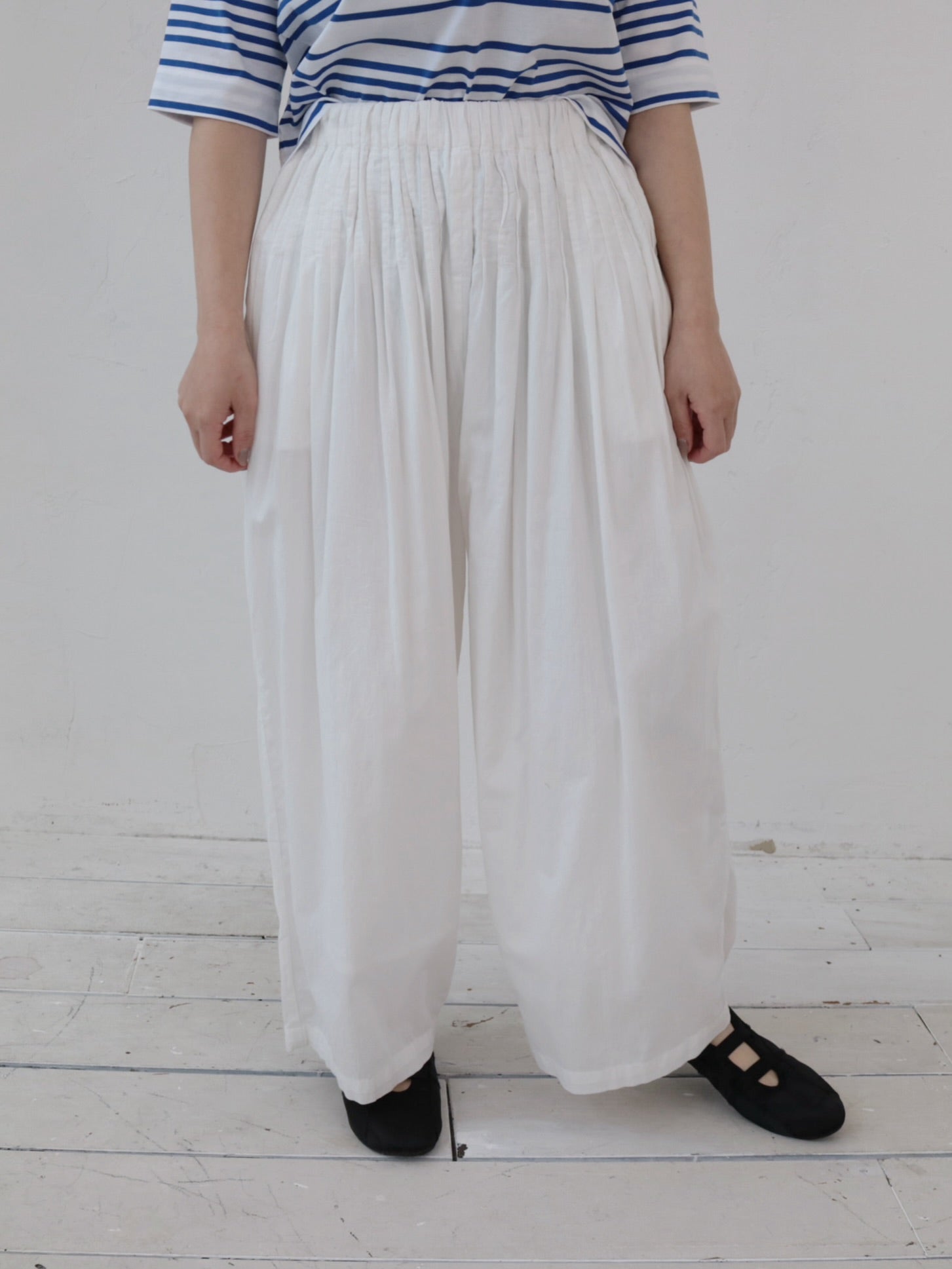 YARRA　ＩＮＤＩＡピンタックパンツ　YR-1525-261