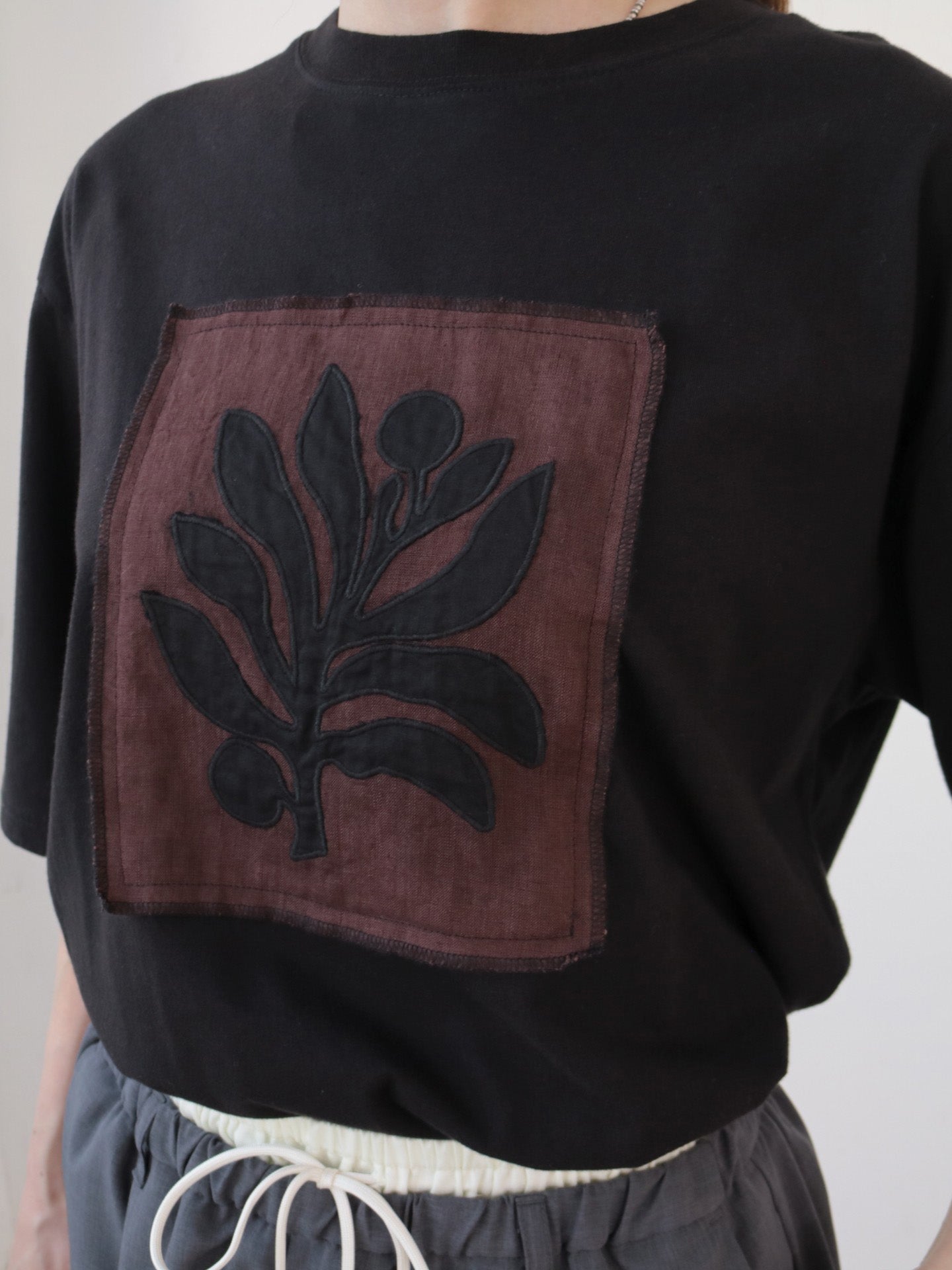 doux bleu　アップリケ刺繍Tシャツ　DB-2621-050