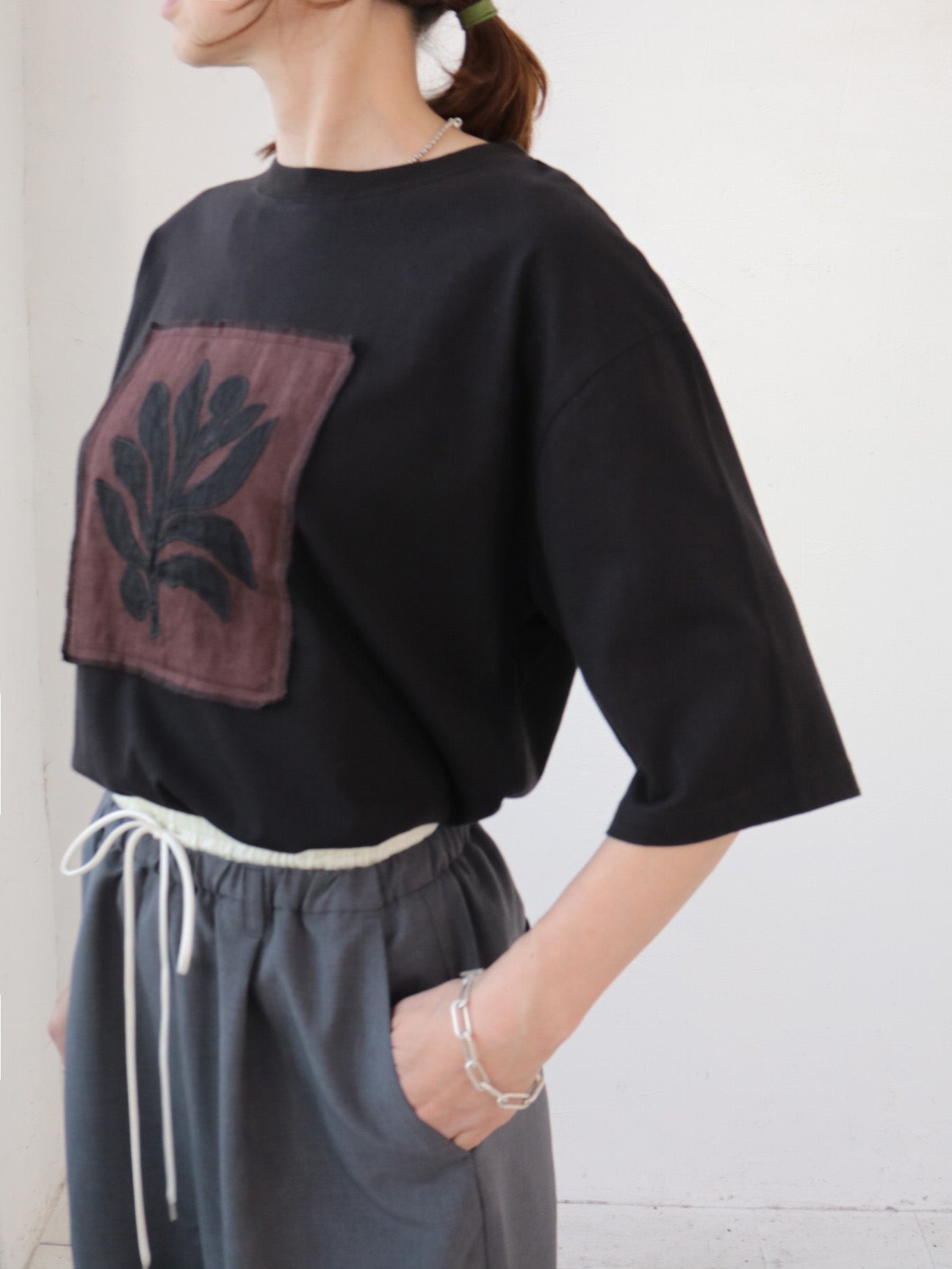 doux bleu　アップリケ刺繍Tシャツ　DB-2621-050