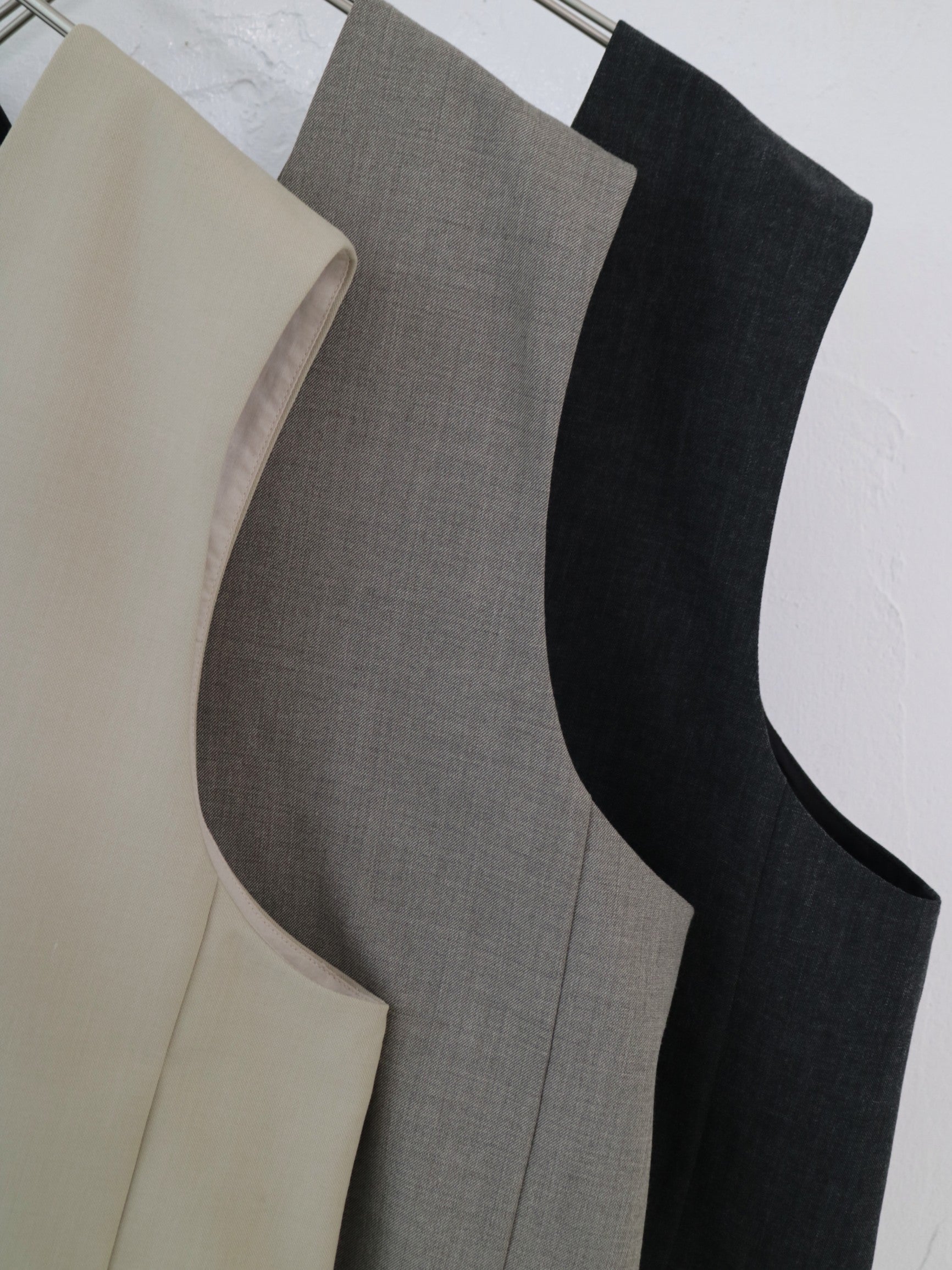 doux bleu　2WAY Vネックベスト　DB-2548-023