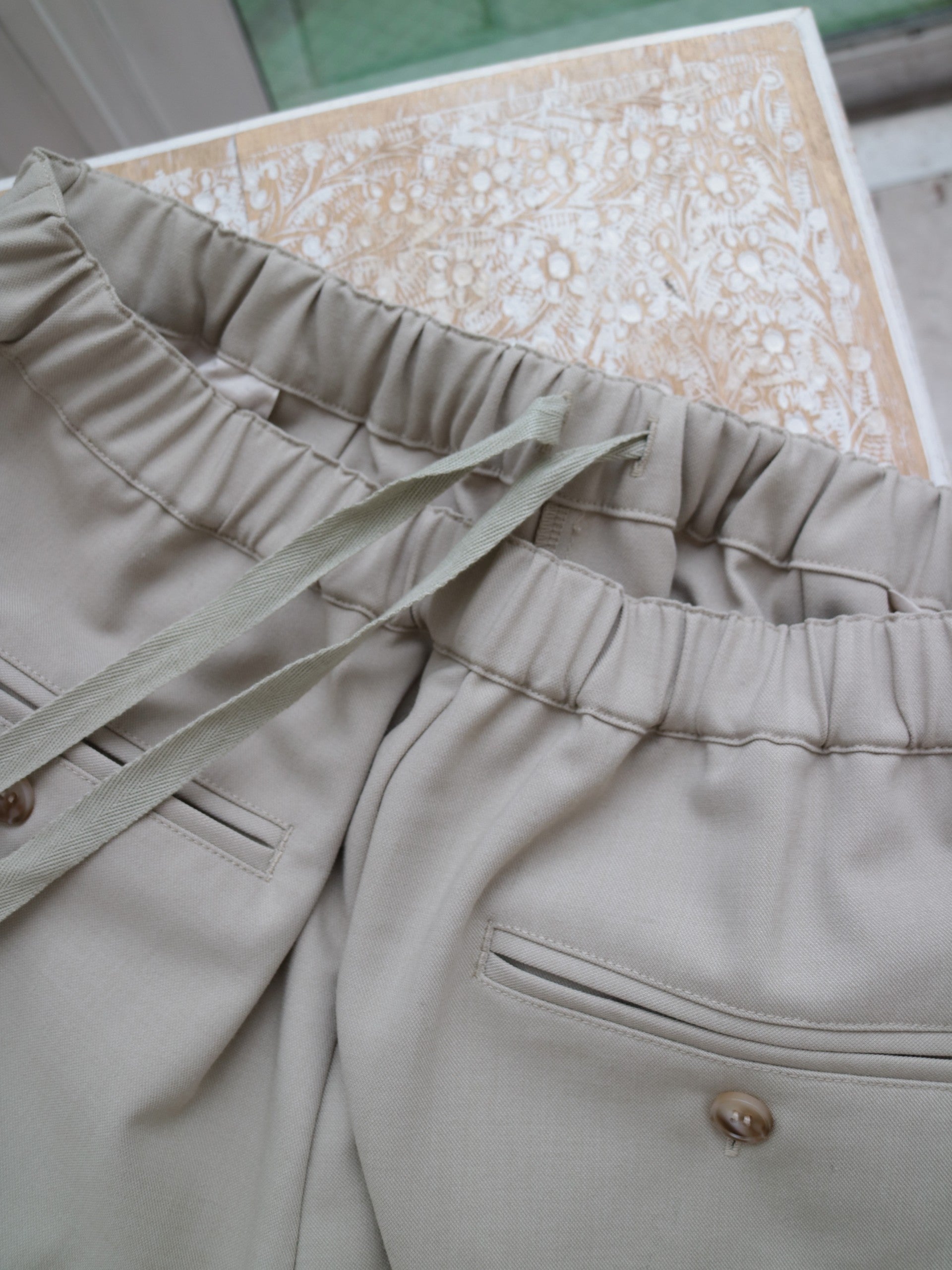 doux bleu　タックボリュームパンツ　DB-2545-024