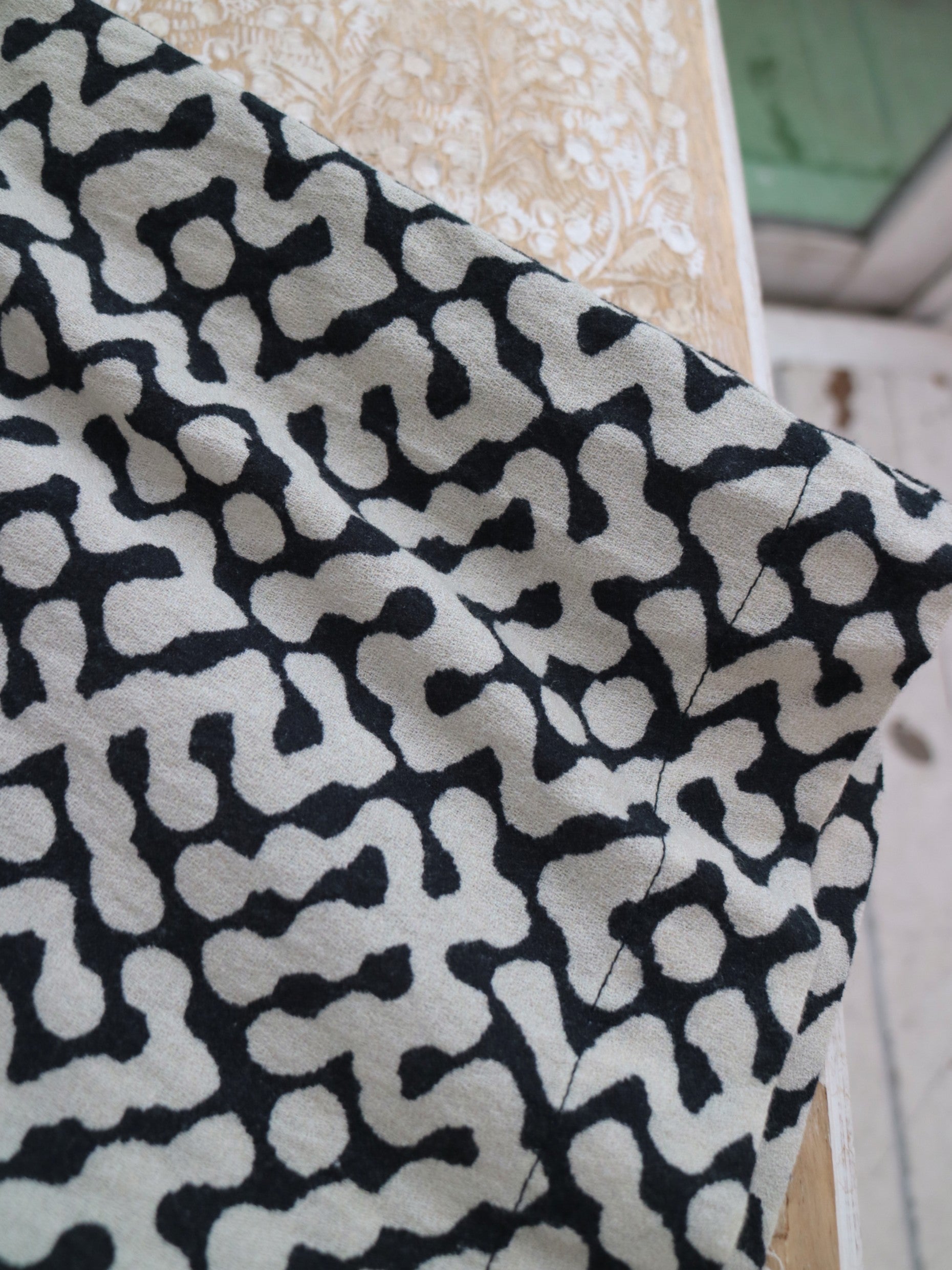 doux bleu　インドプリント イージーパンツ　DB-2545-007