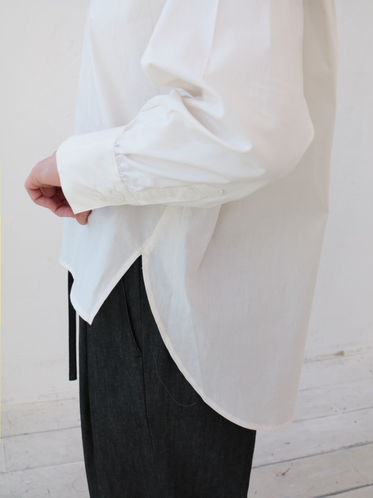 doux bleu　バックギャザーシャツ　DB-2543-028