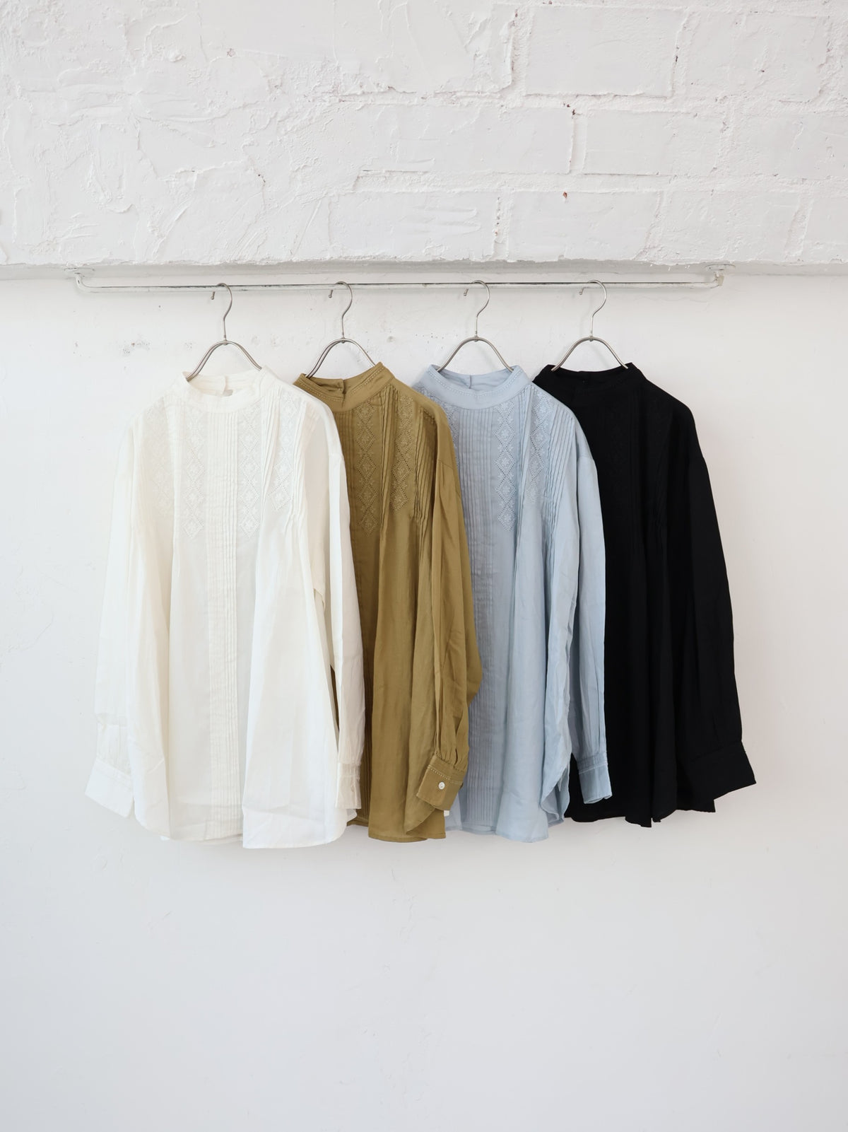 doux bleu　コットンサテン 刺繍ロングシャツ　DB-2653-044